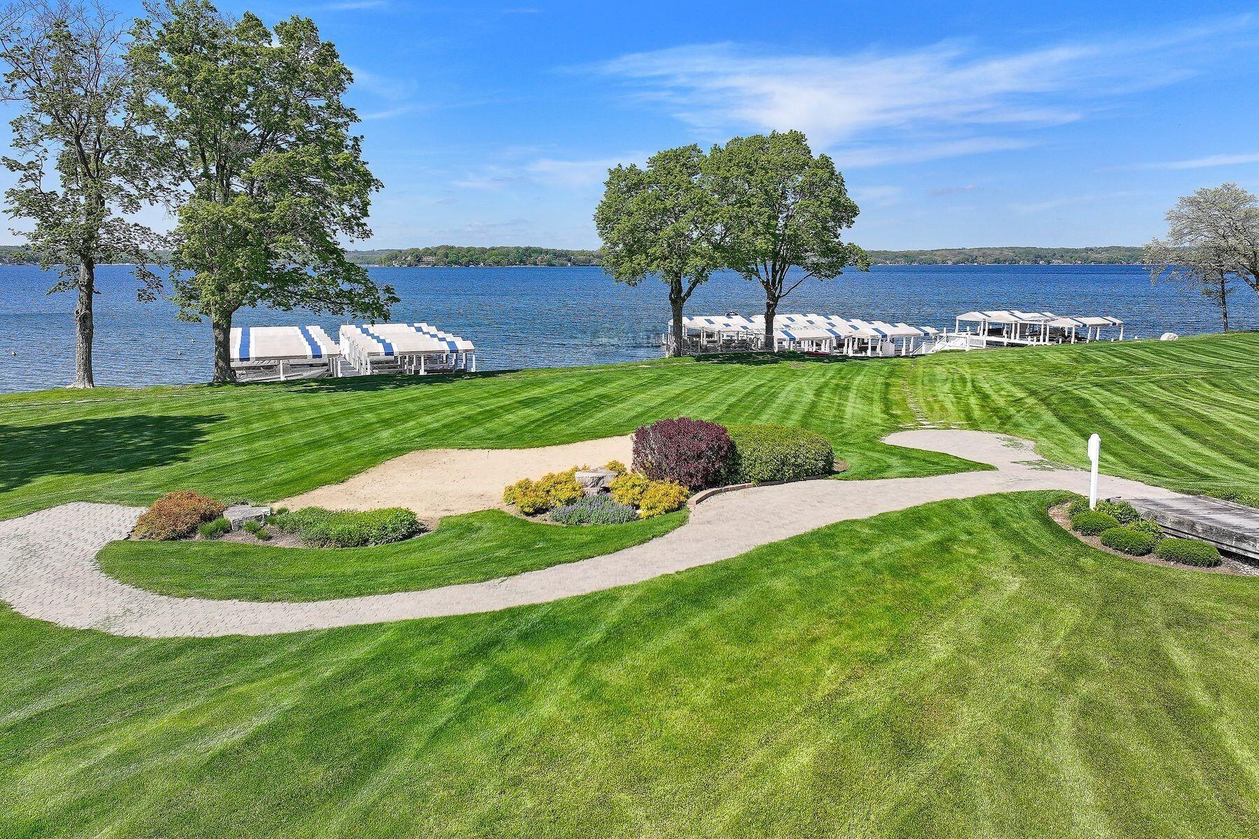 N1588 Lakeside Ln