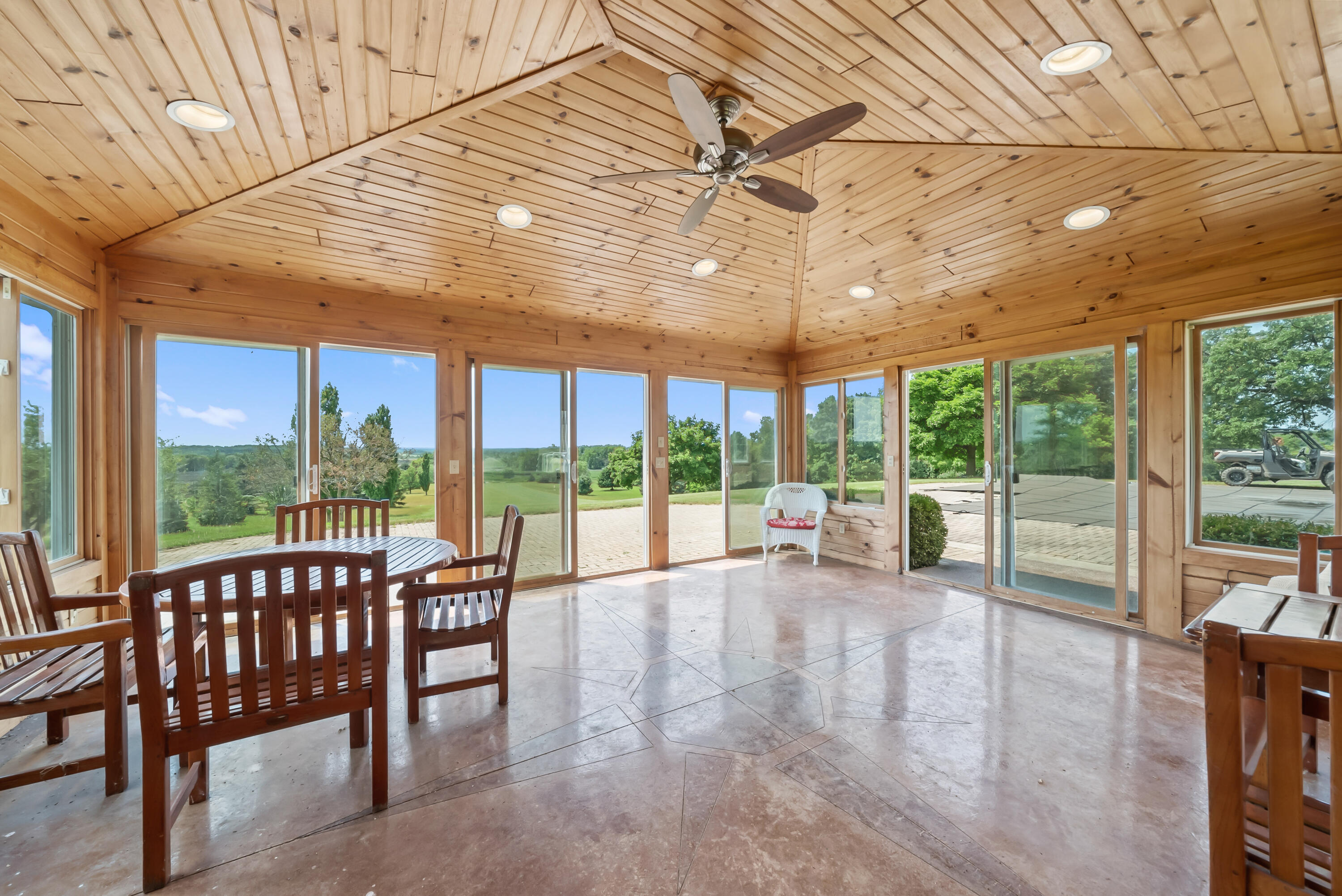 W811 Highway 11 -
