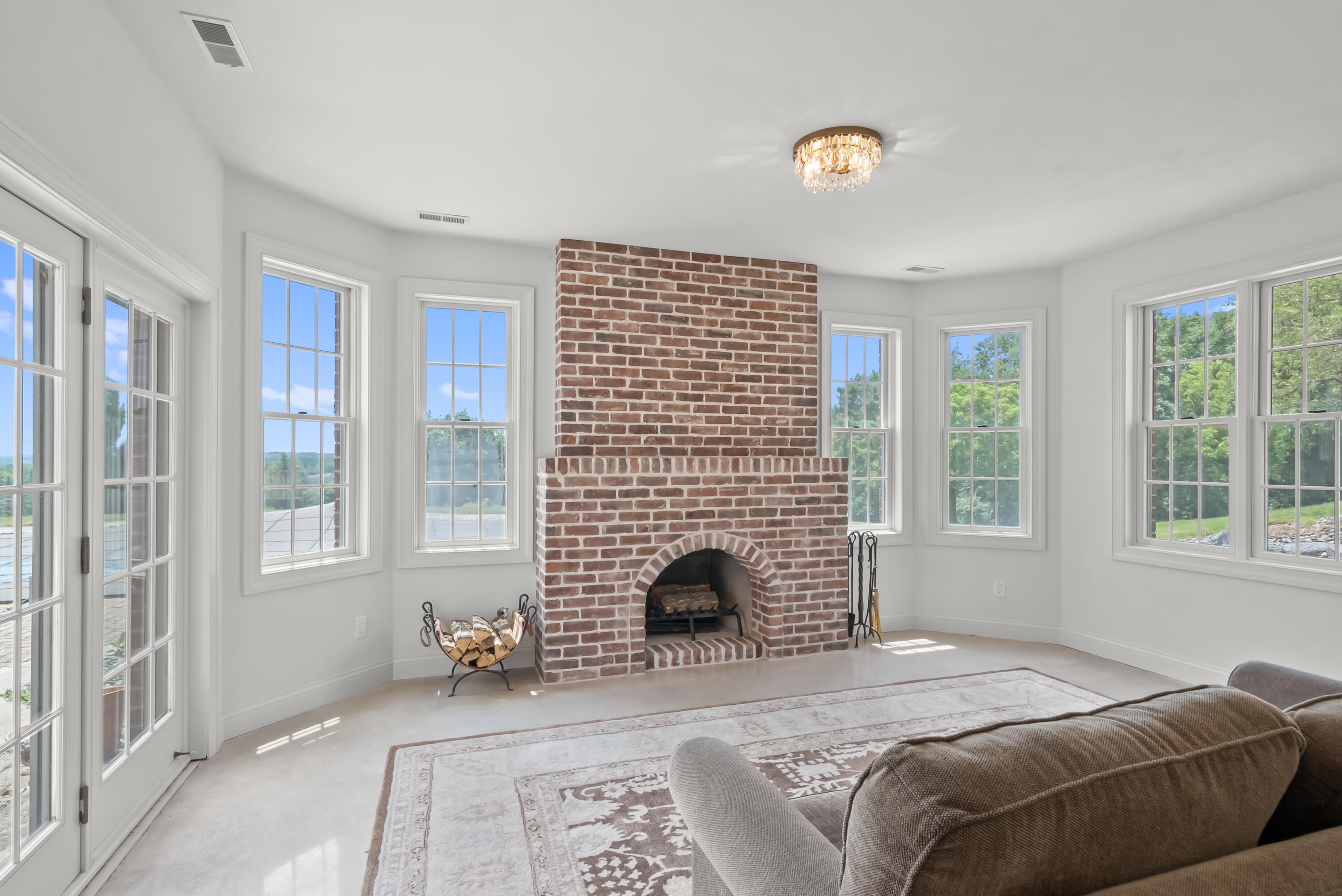 W811 Highway 11 -