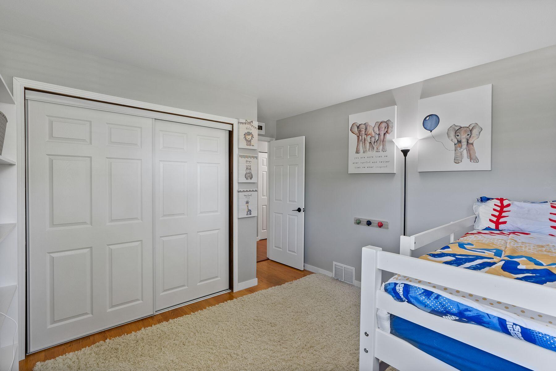 N49W27615 S Willow Creek Dr