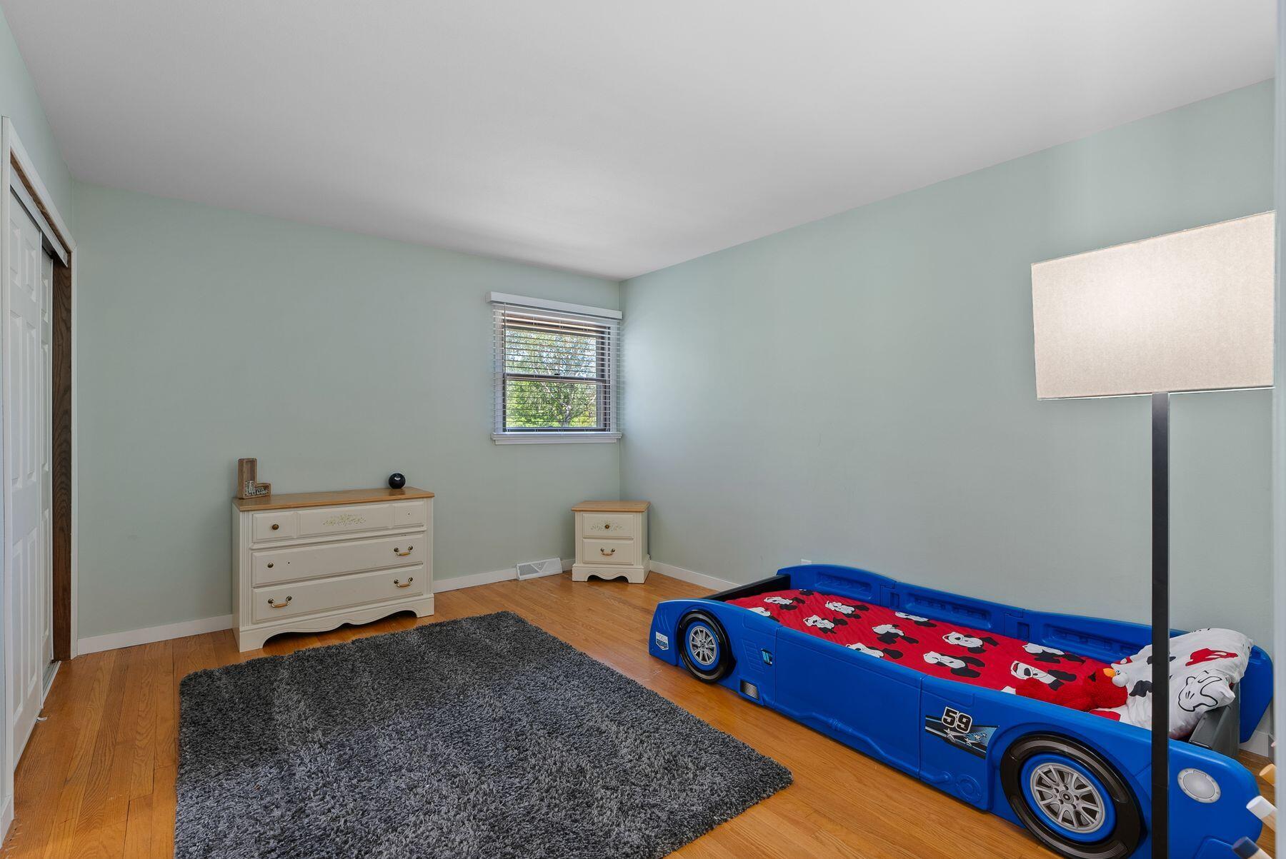 N49W27615 S Willow Creek Dr