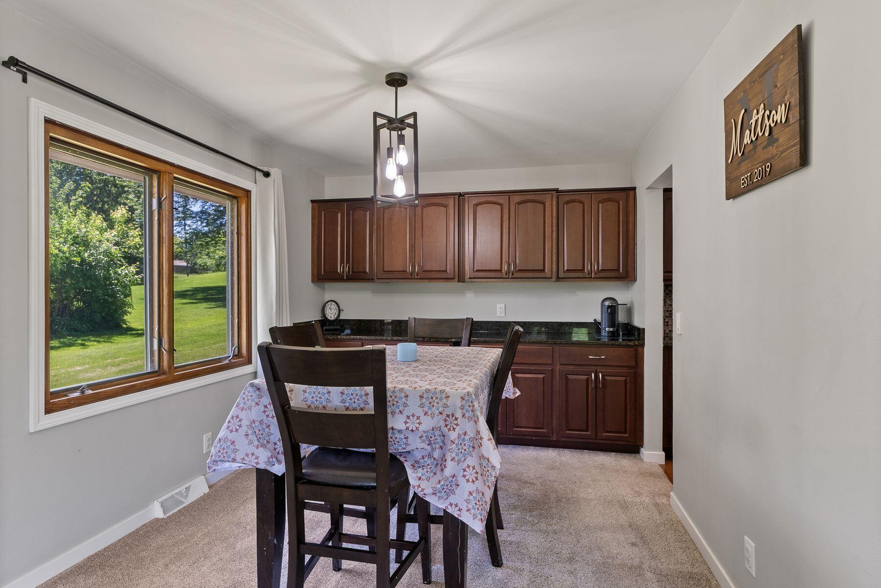 N49W27615 S Willow Creek Dr