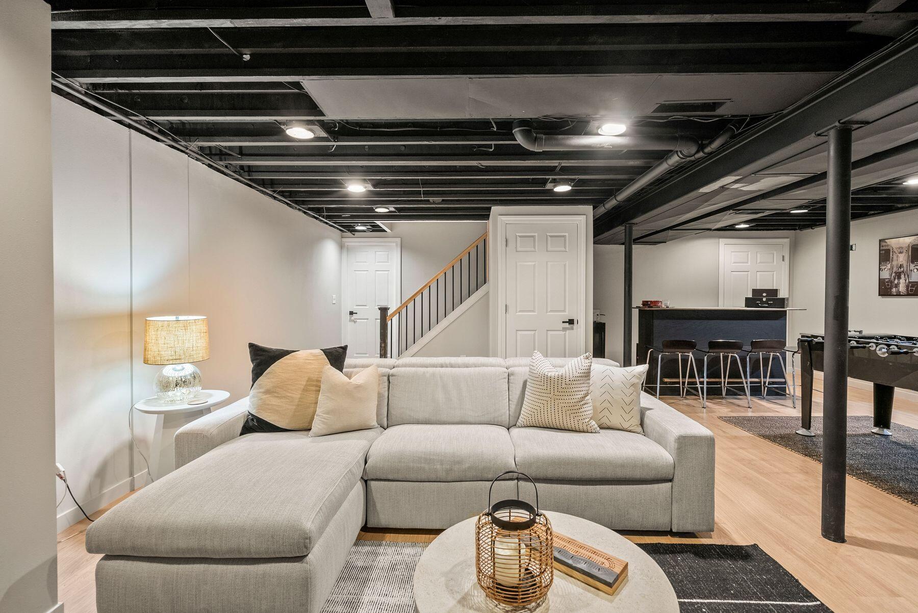 13065 W Wade Dr