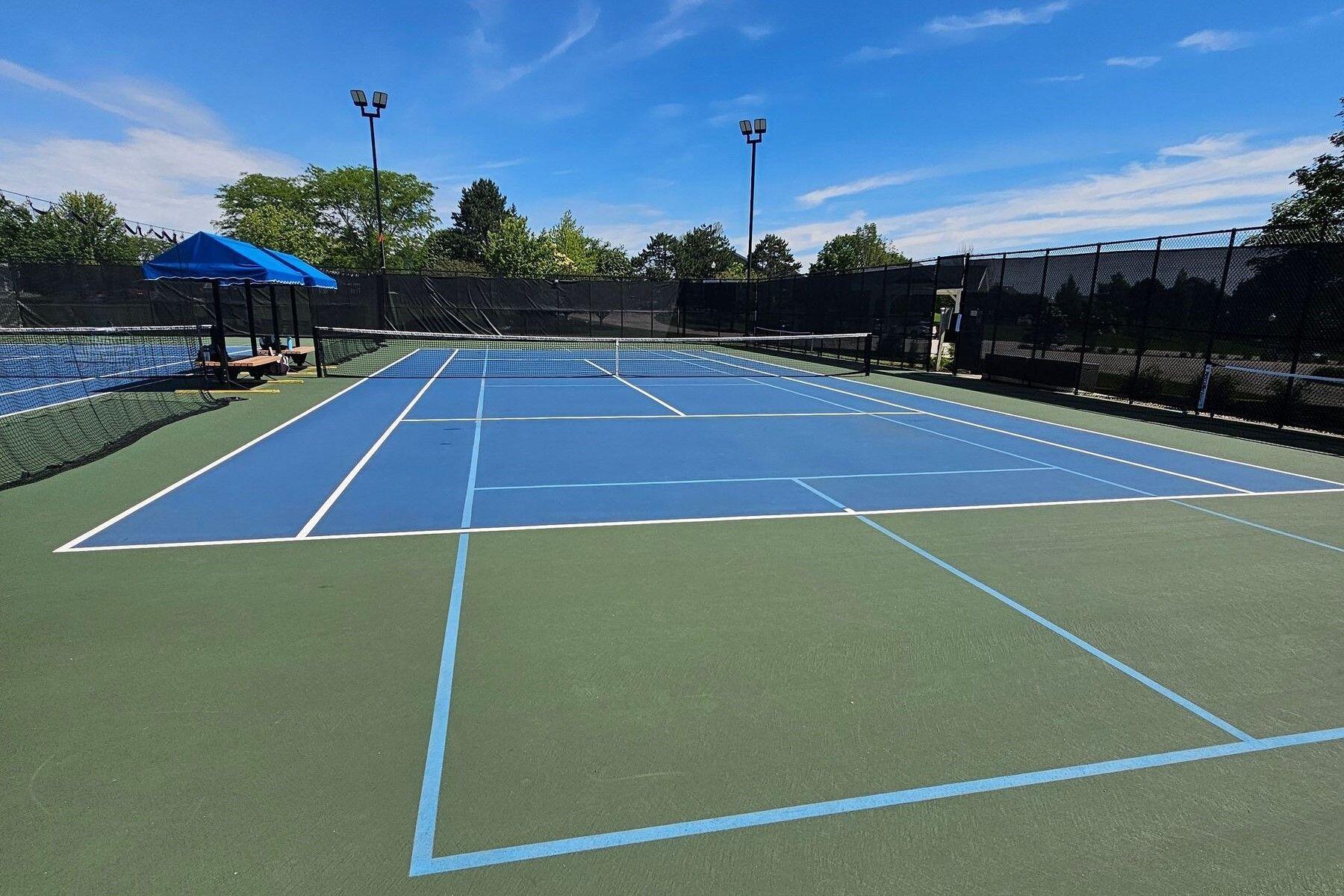 Lt0 Geneva National Ave W