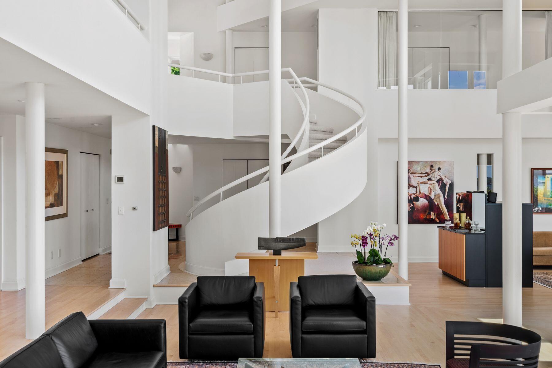 4713 County Highway M -