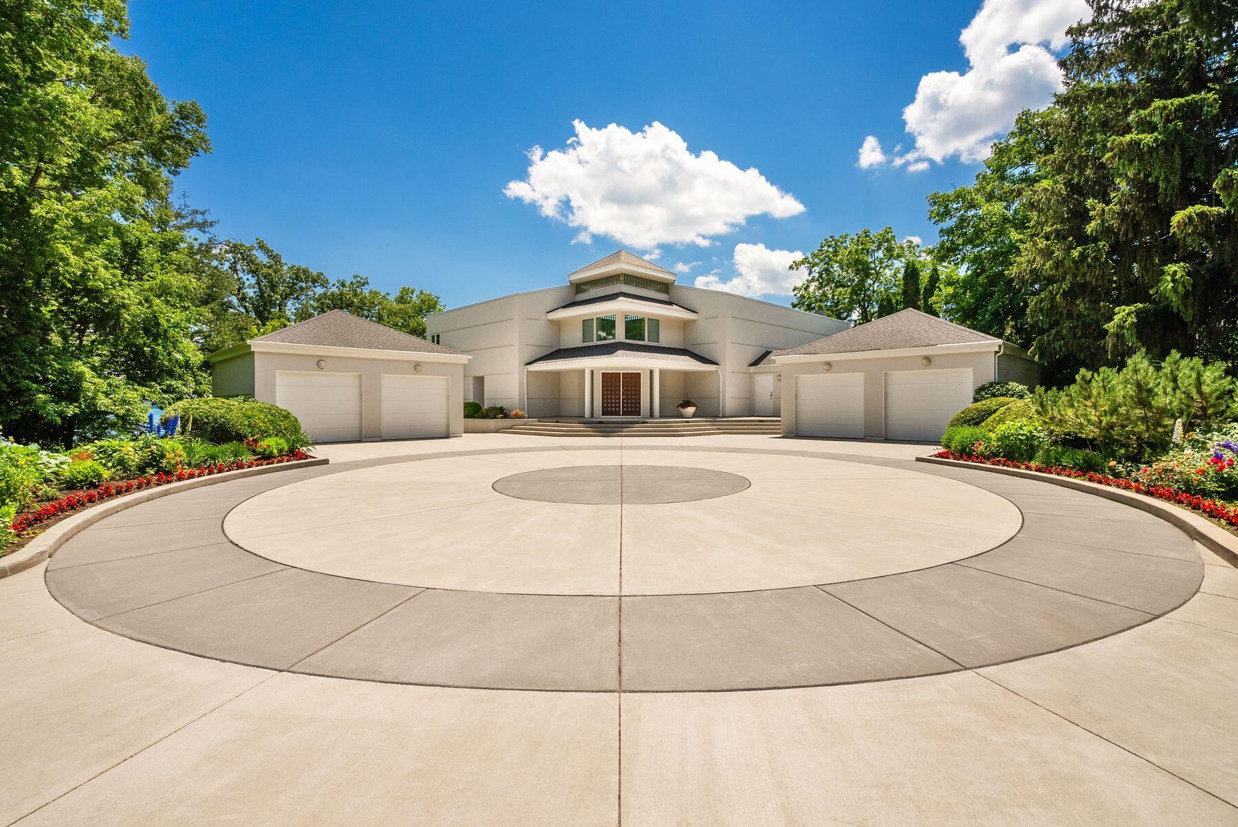 4713 County Highway M -