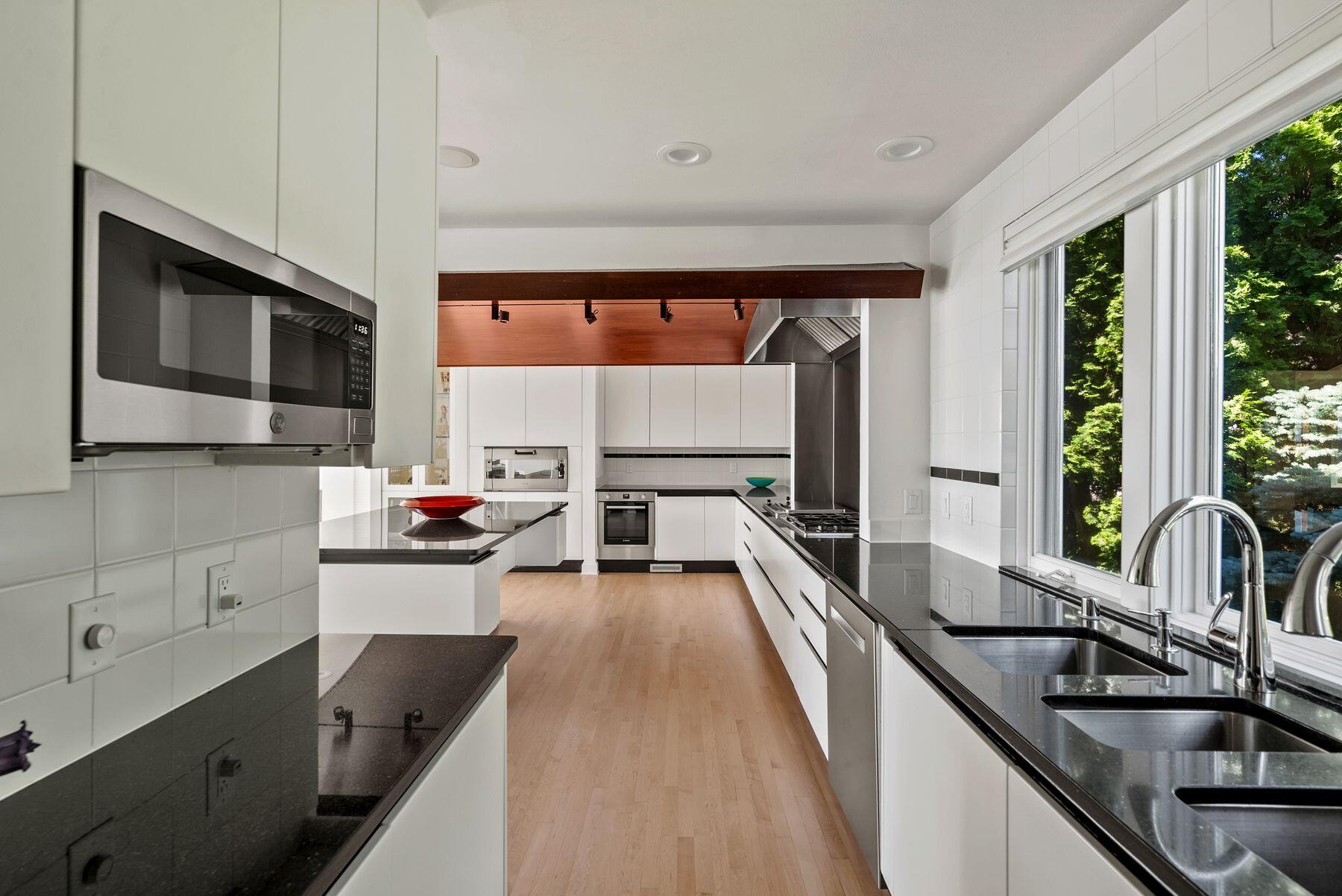 4713 County Highway M -