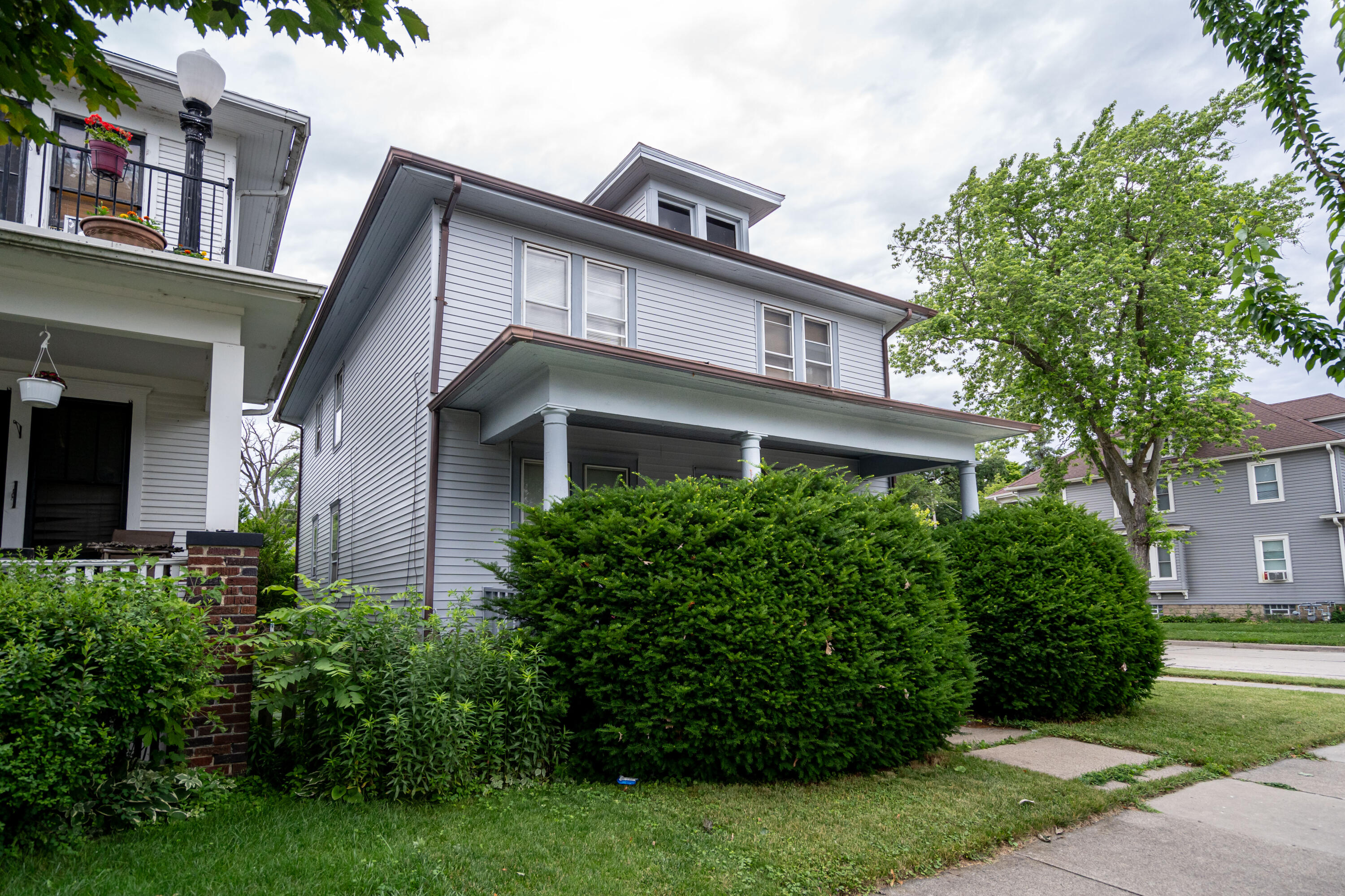 1500 Quincy Ave