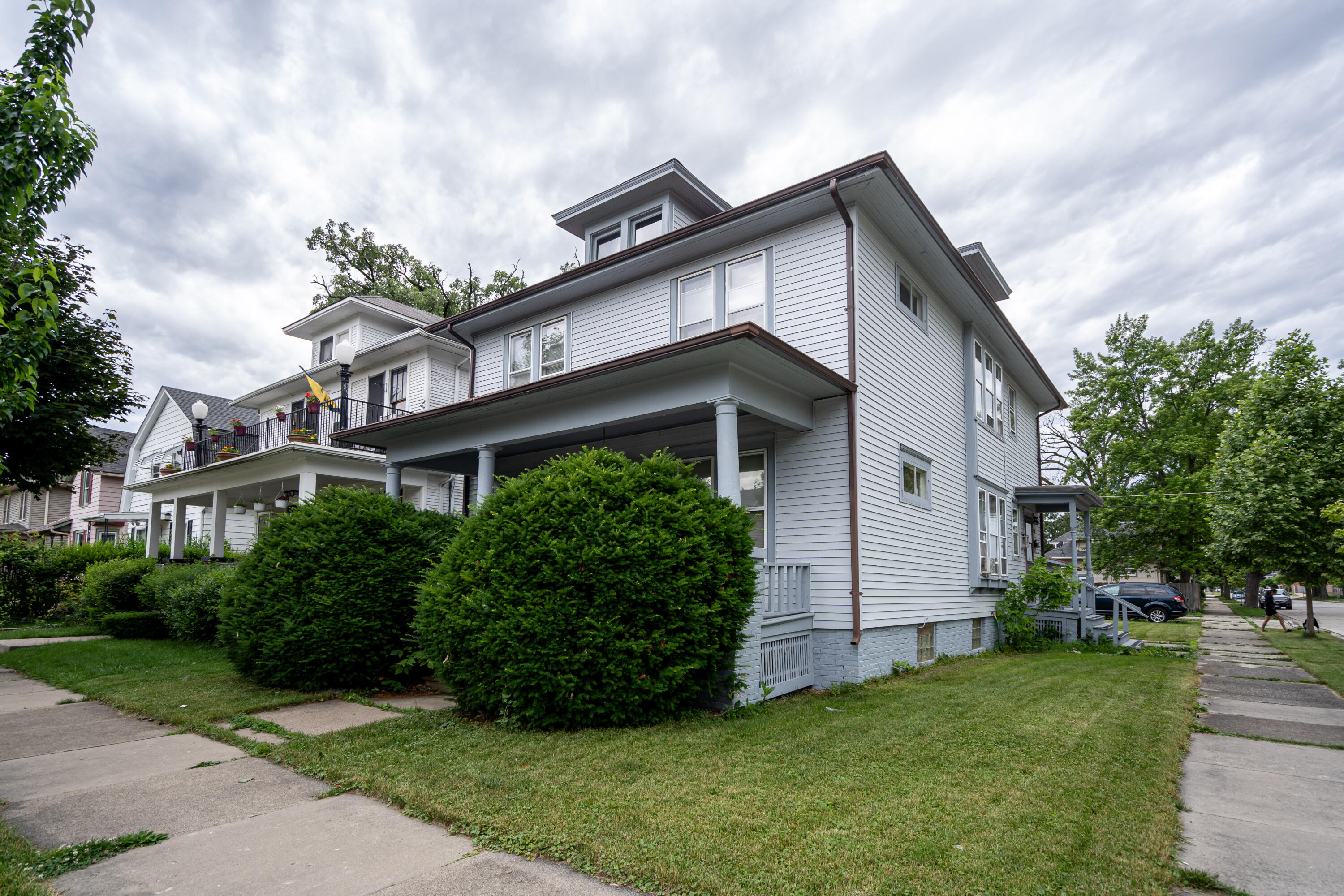 1500 Quincy Ave