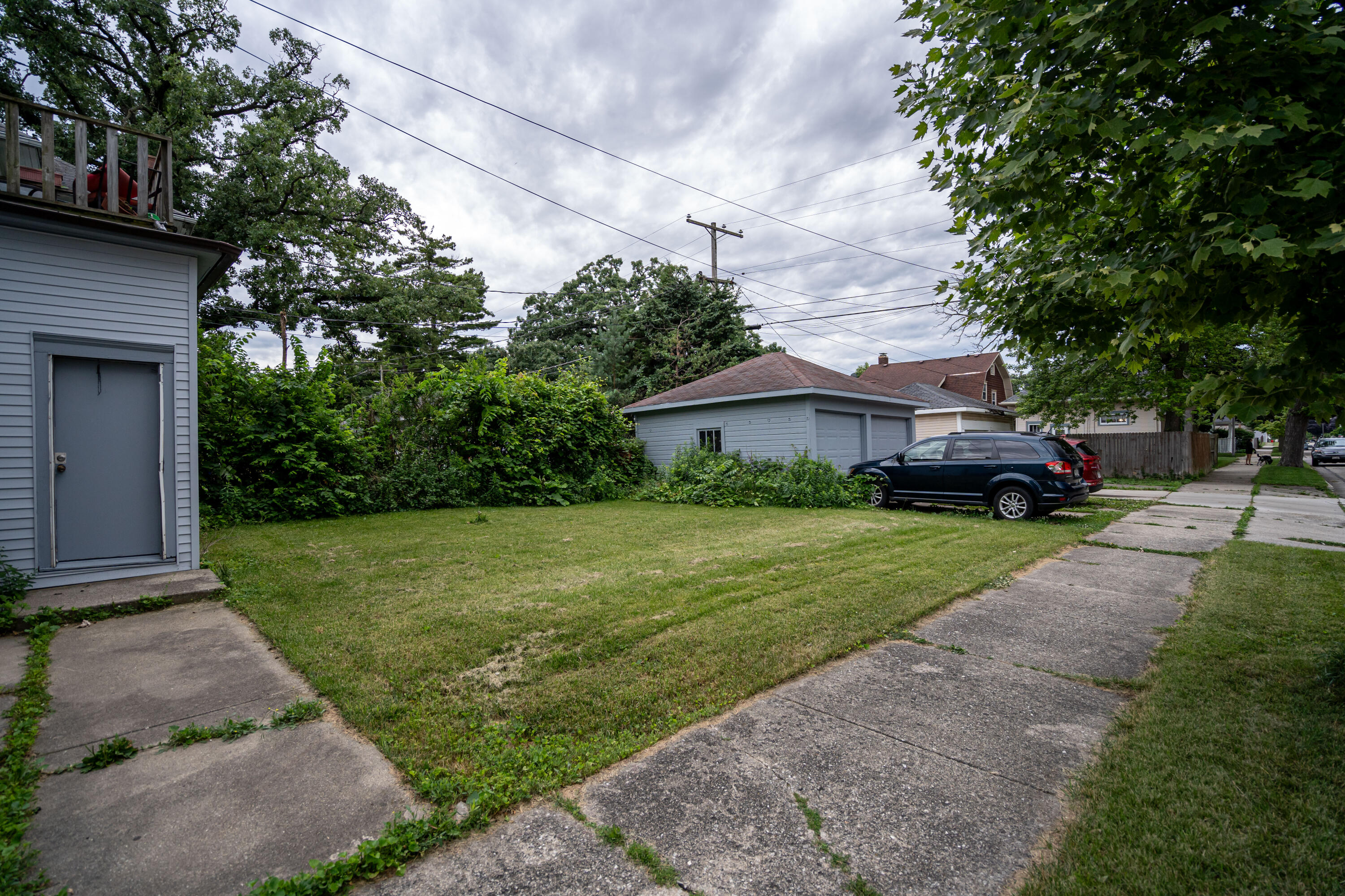 1500 Quincy Ave