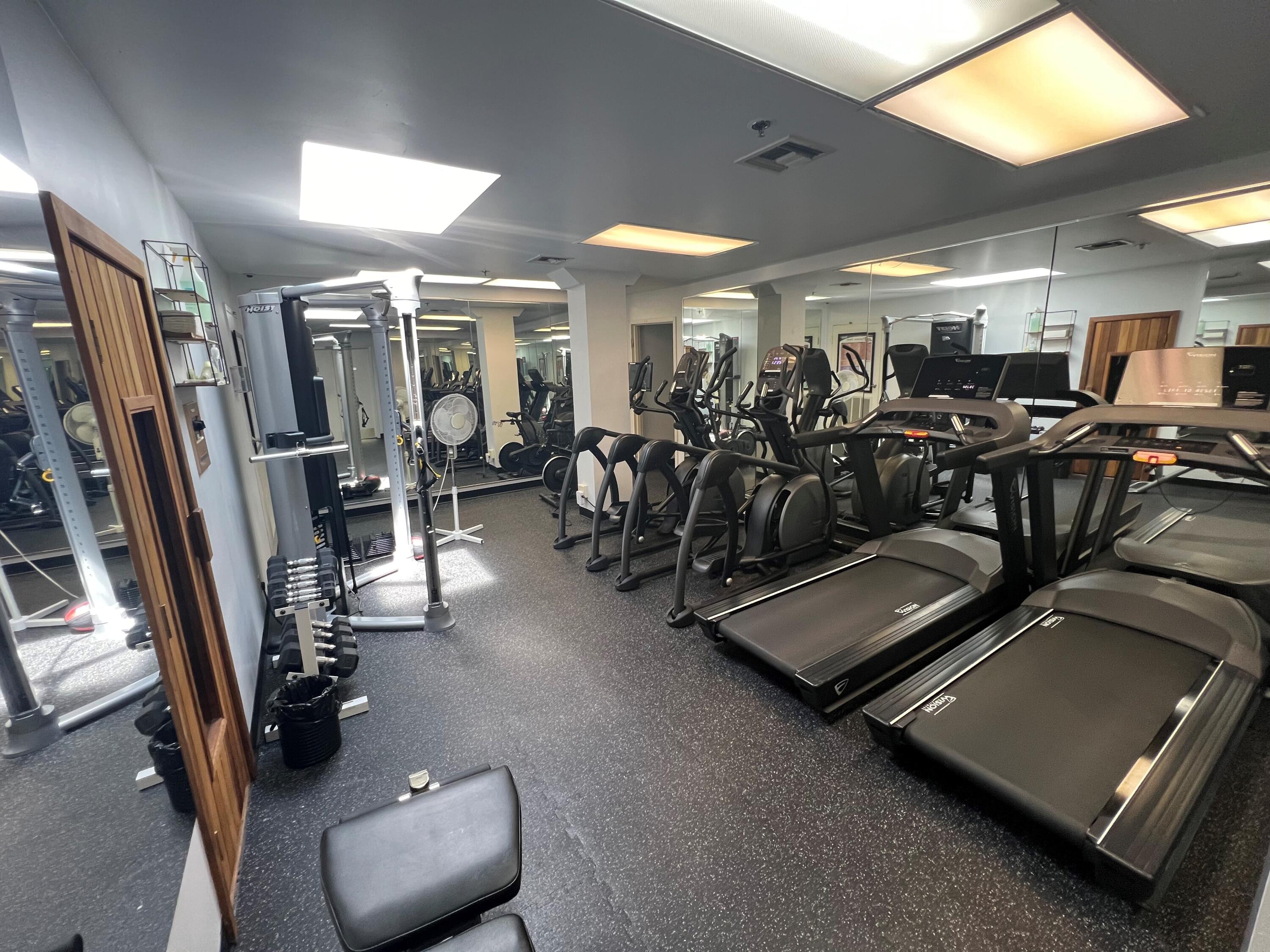 234 N Broadway - 215