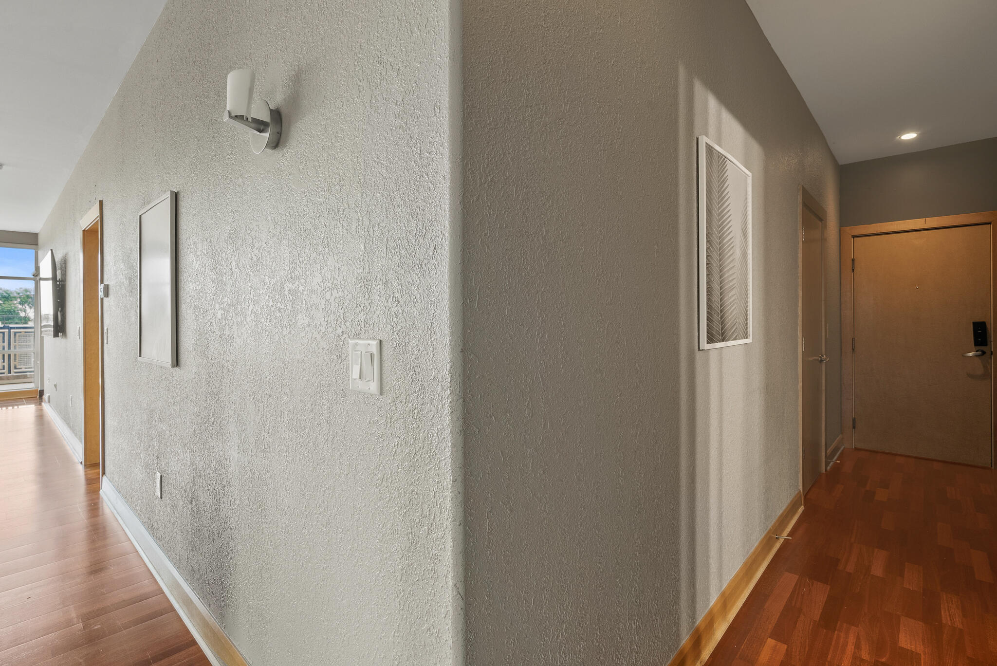 1550 E Royall Pl 409