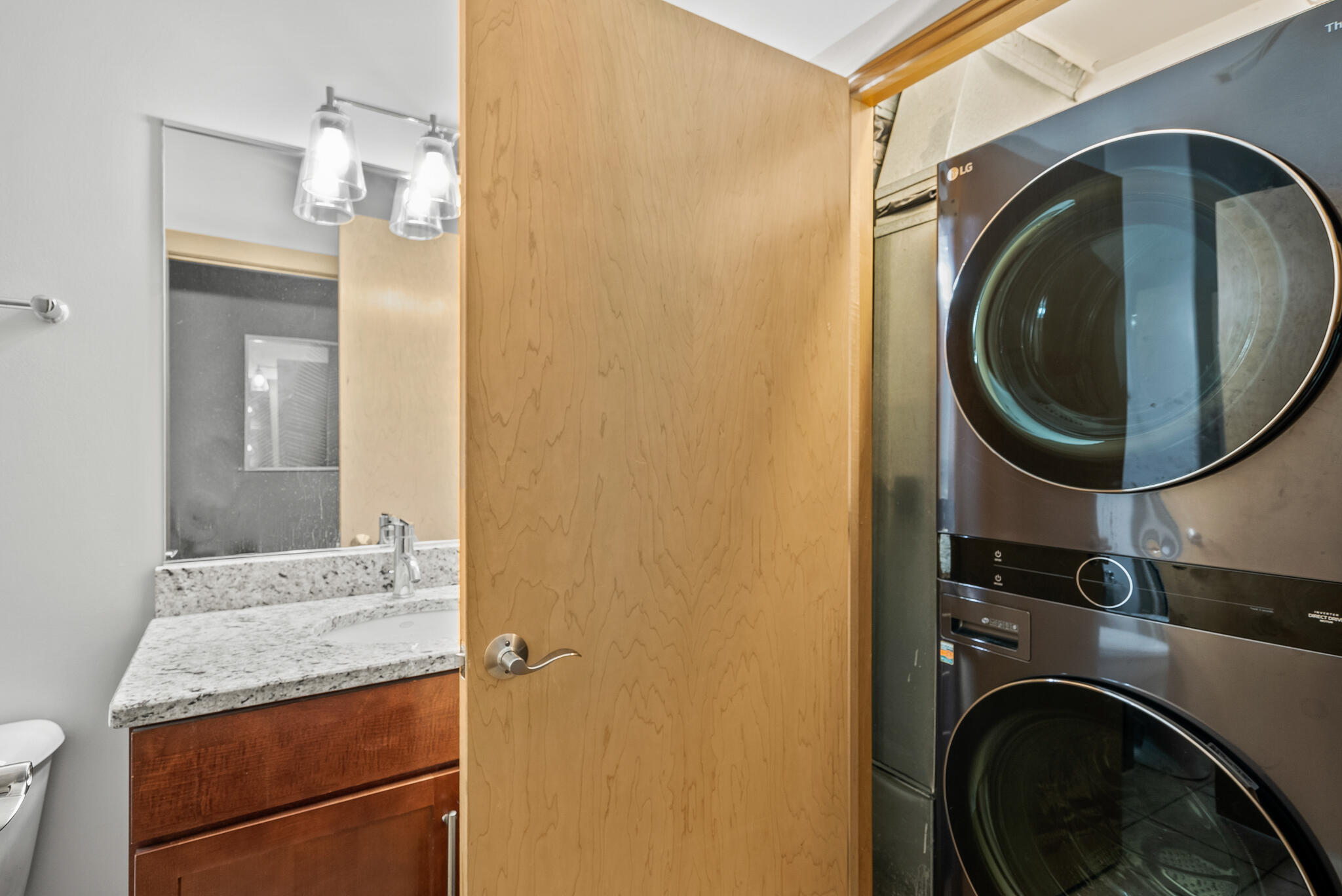 1550 E Royall Pl 409