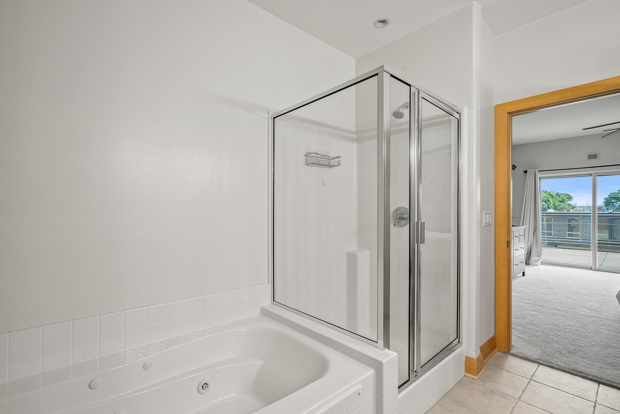 1550 E Royall Pl 409