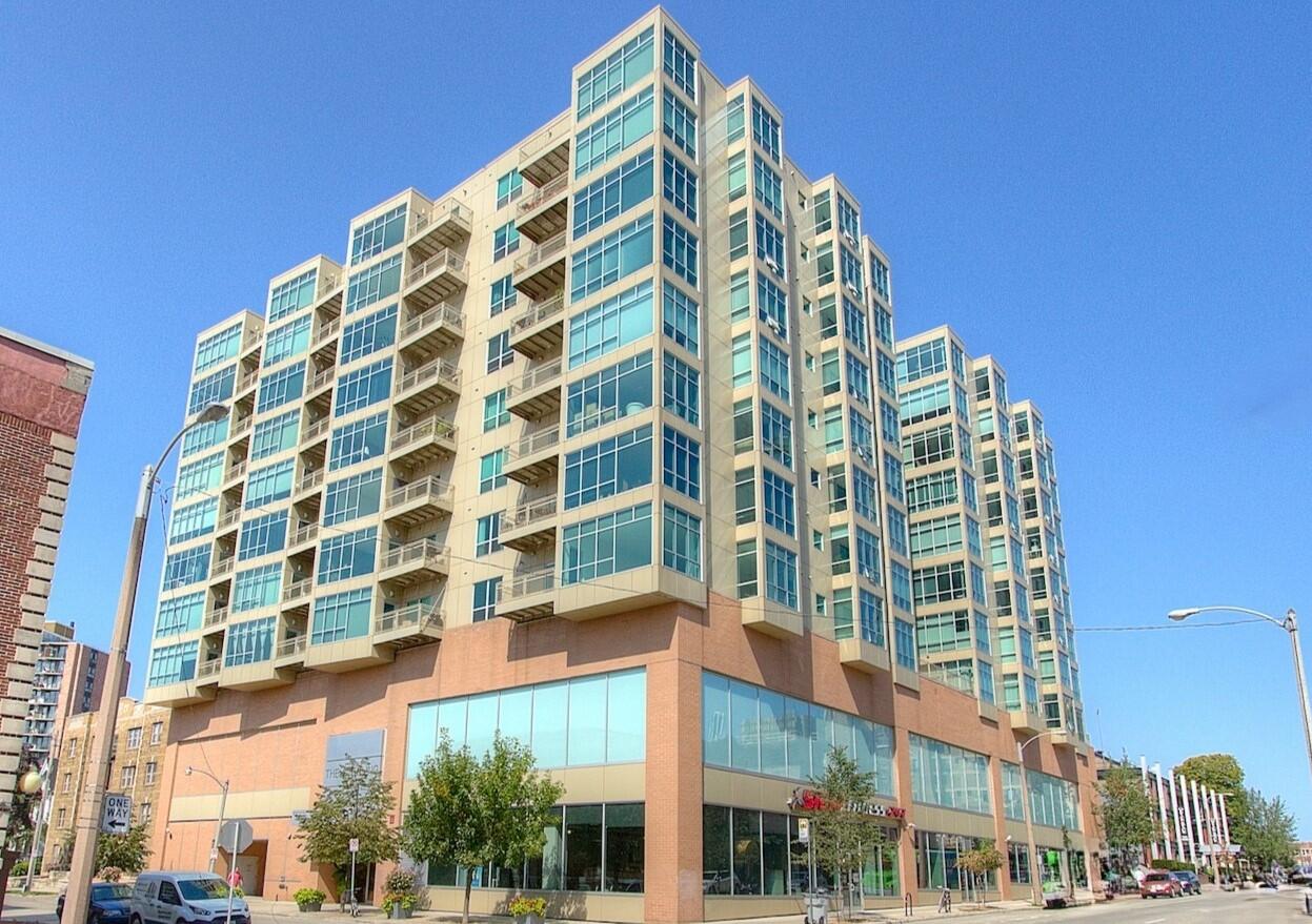 1550 E Royall Pl 409
