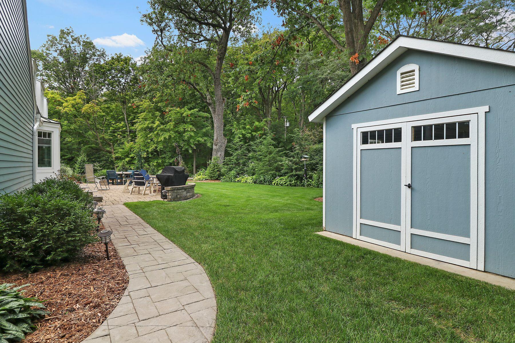 1629 Evergreen Ln