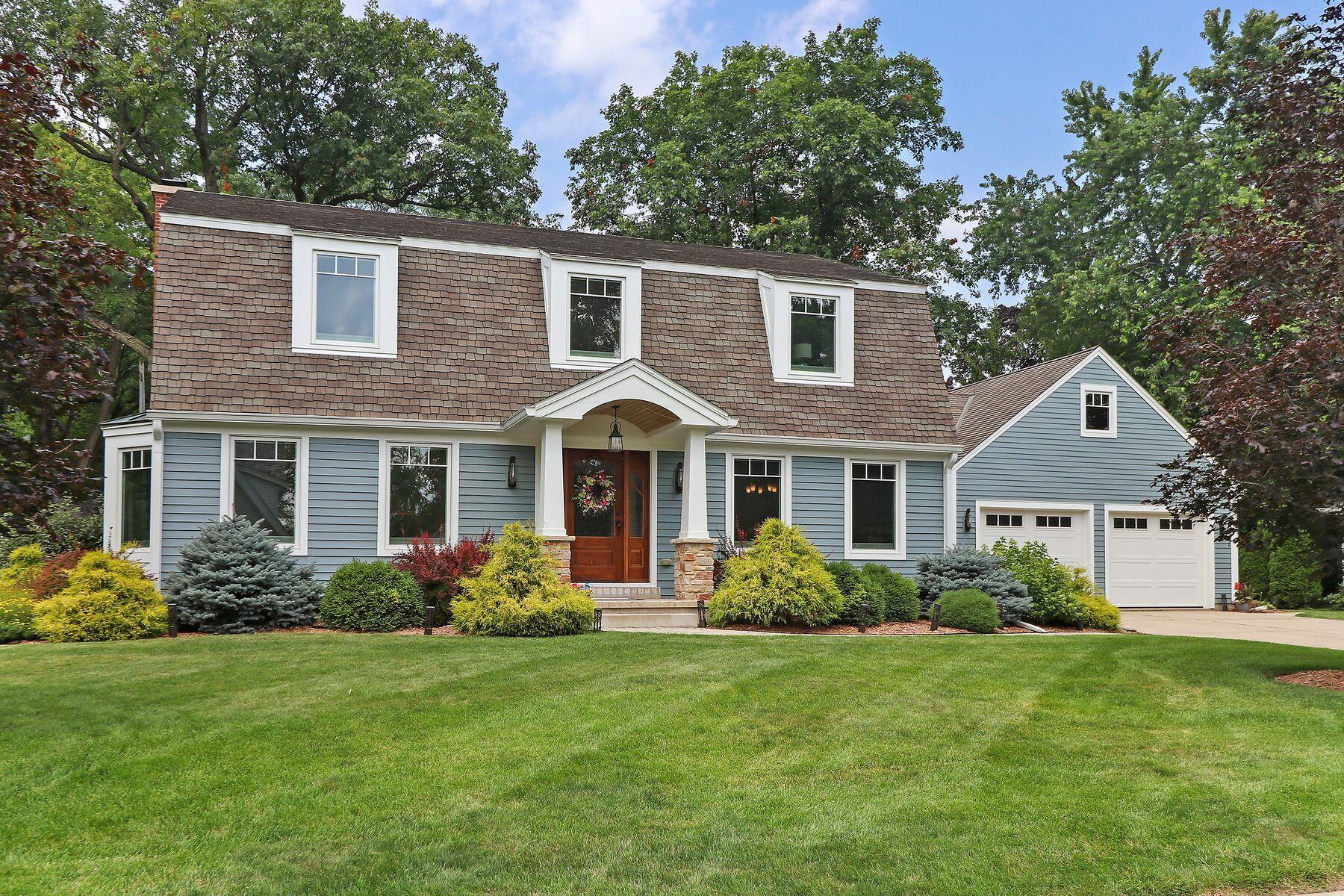 1629 Evergreen Ln