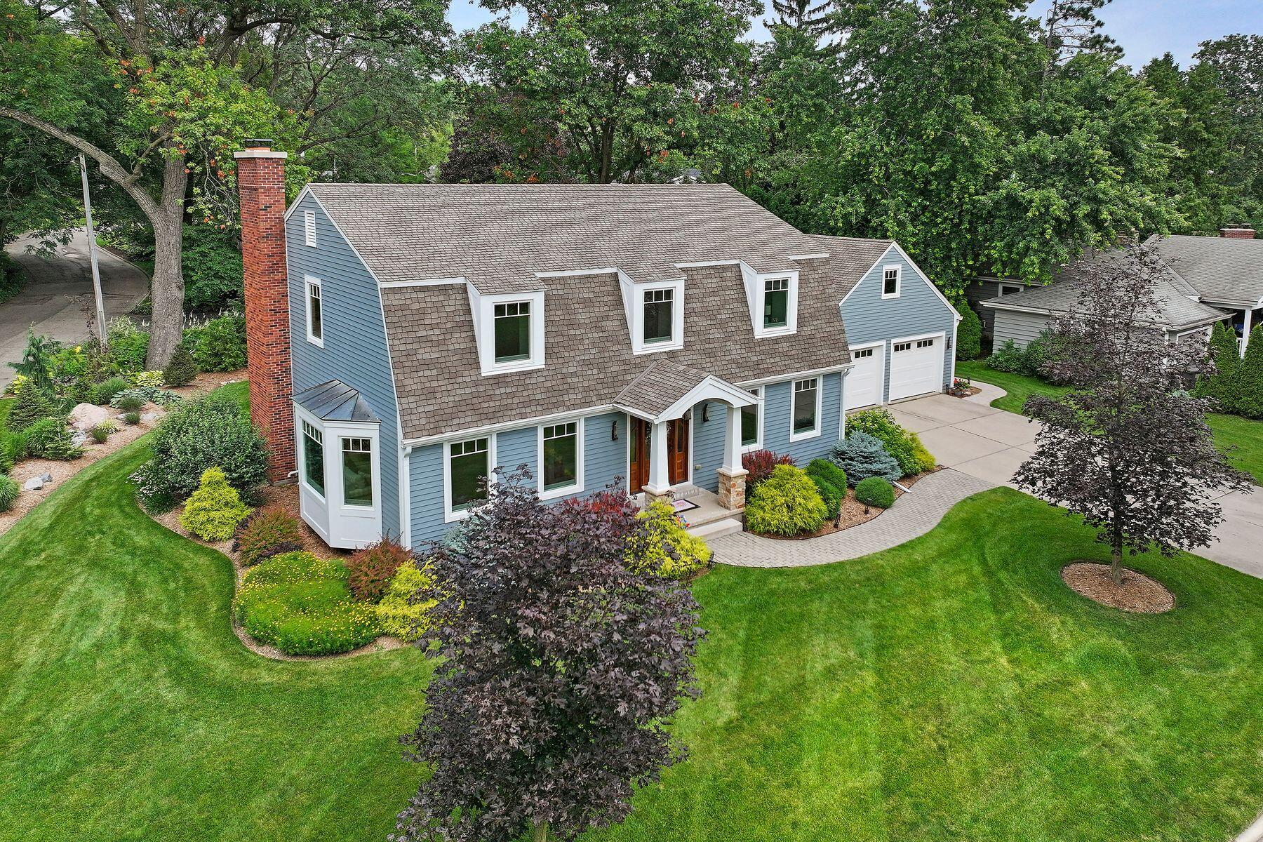 1629 Evergreen Ln