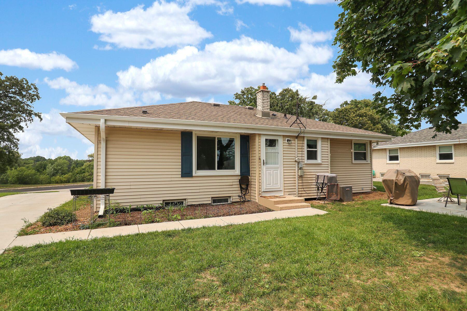N85W14723 Macarthur Dr