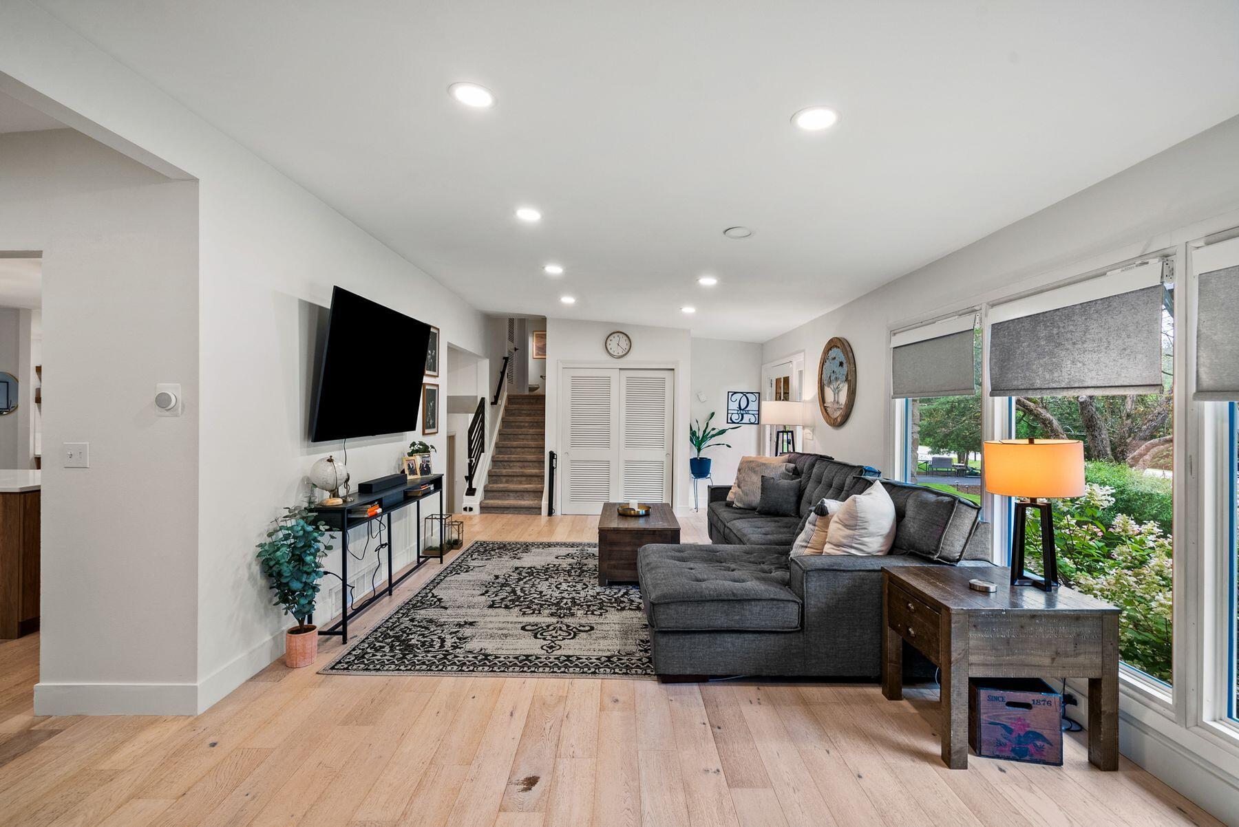 19110 Timberline Dr