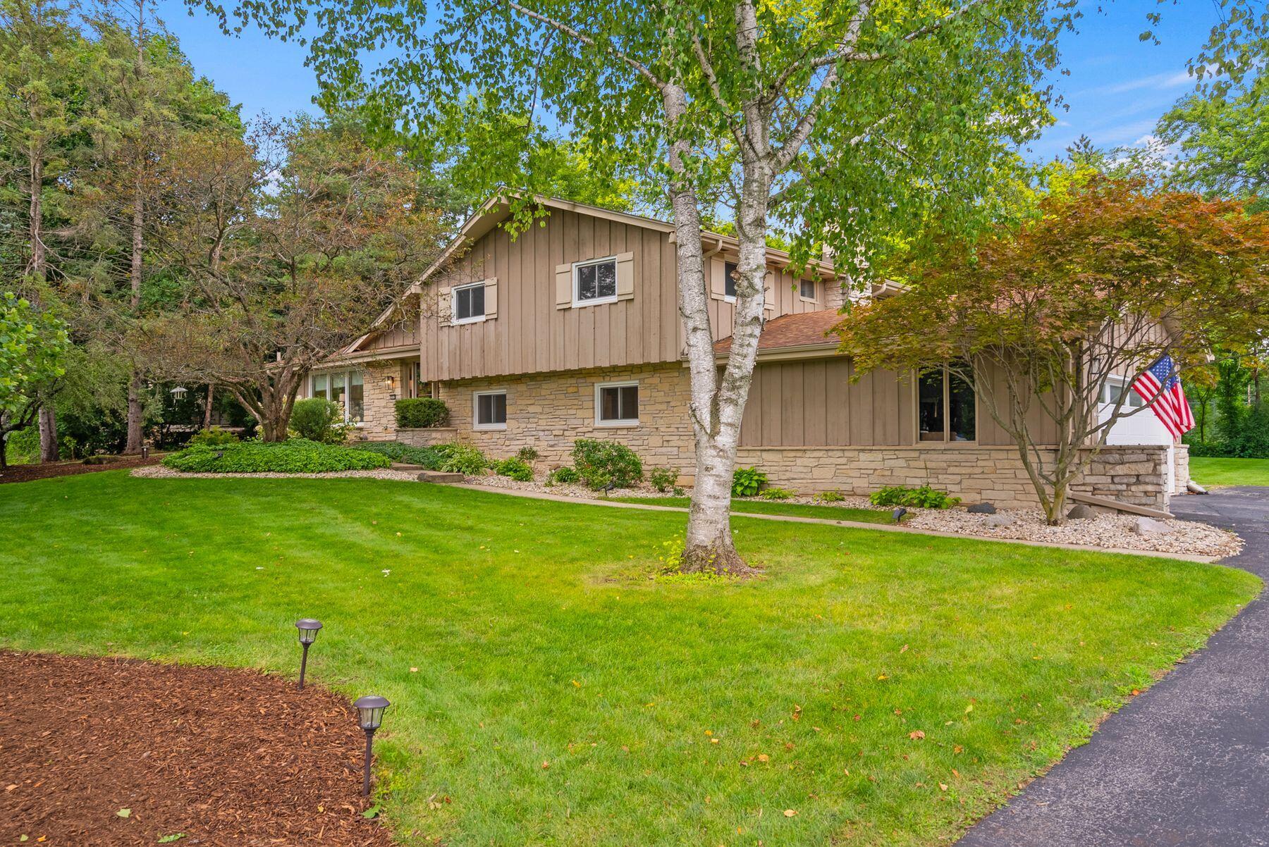19110 Timberline Dr