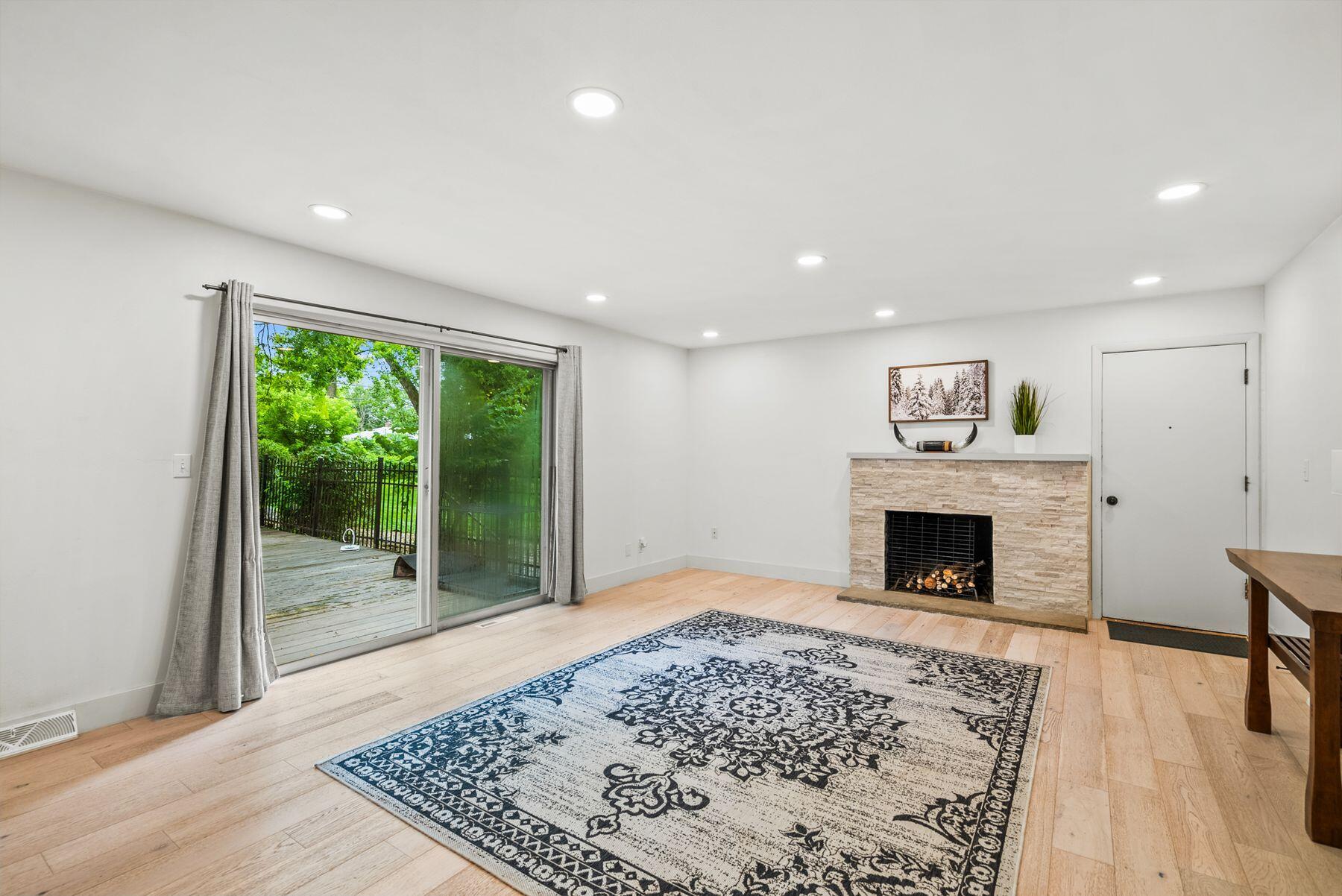 19110 Timberline Dr