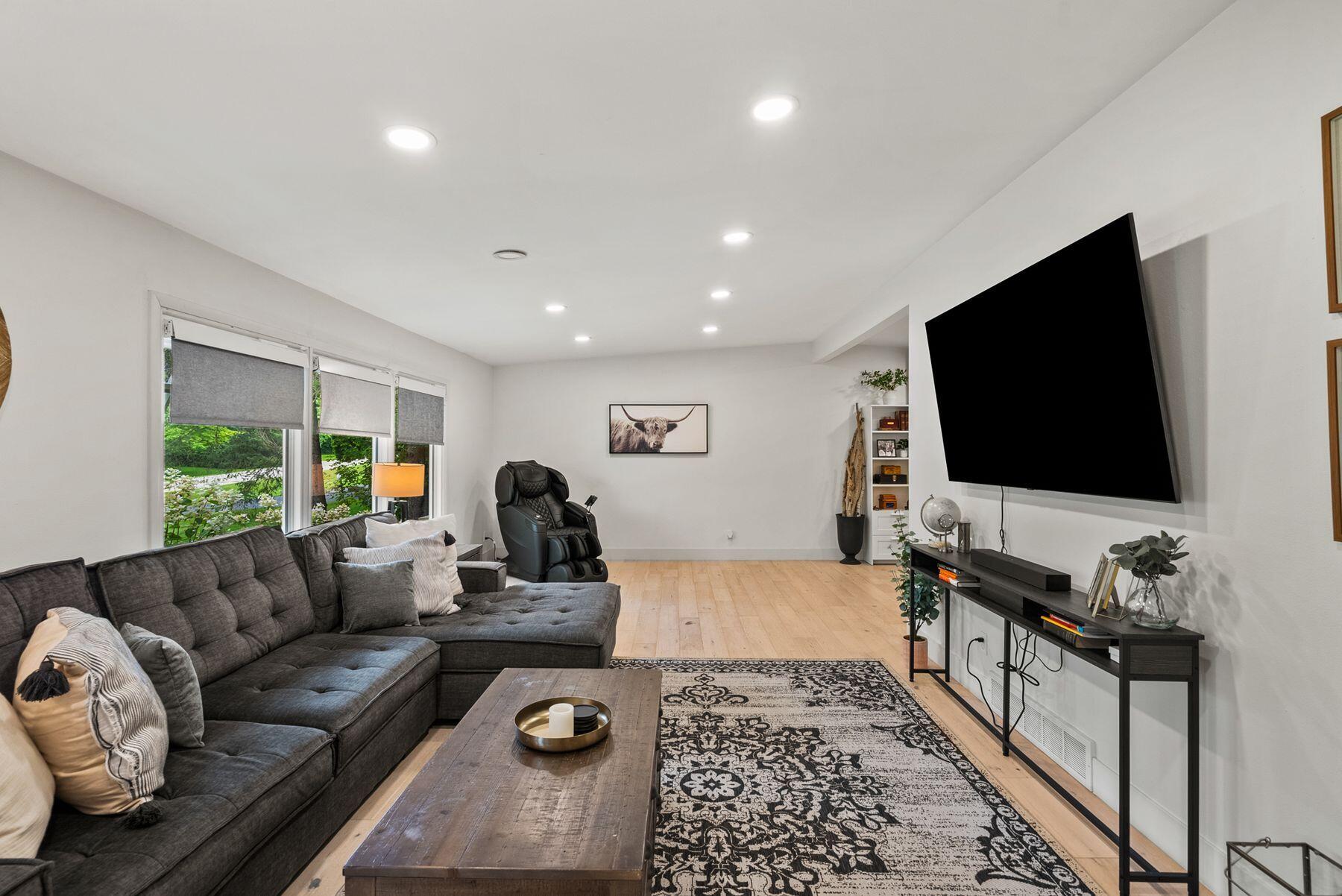 19110 Timberline Dr