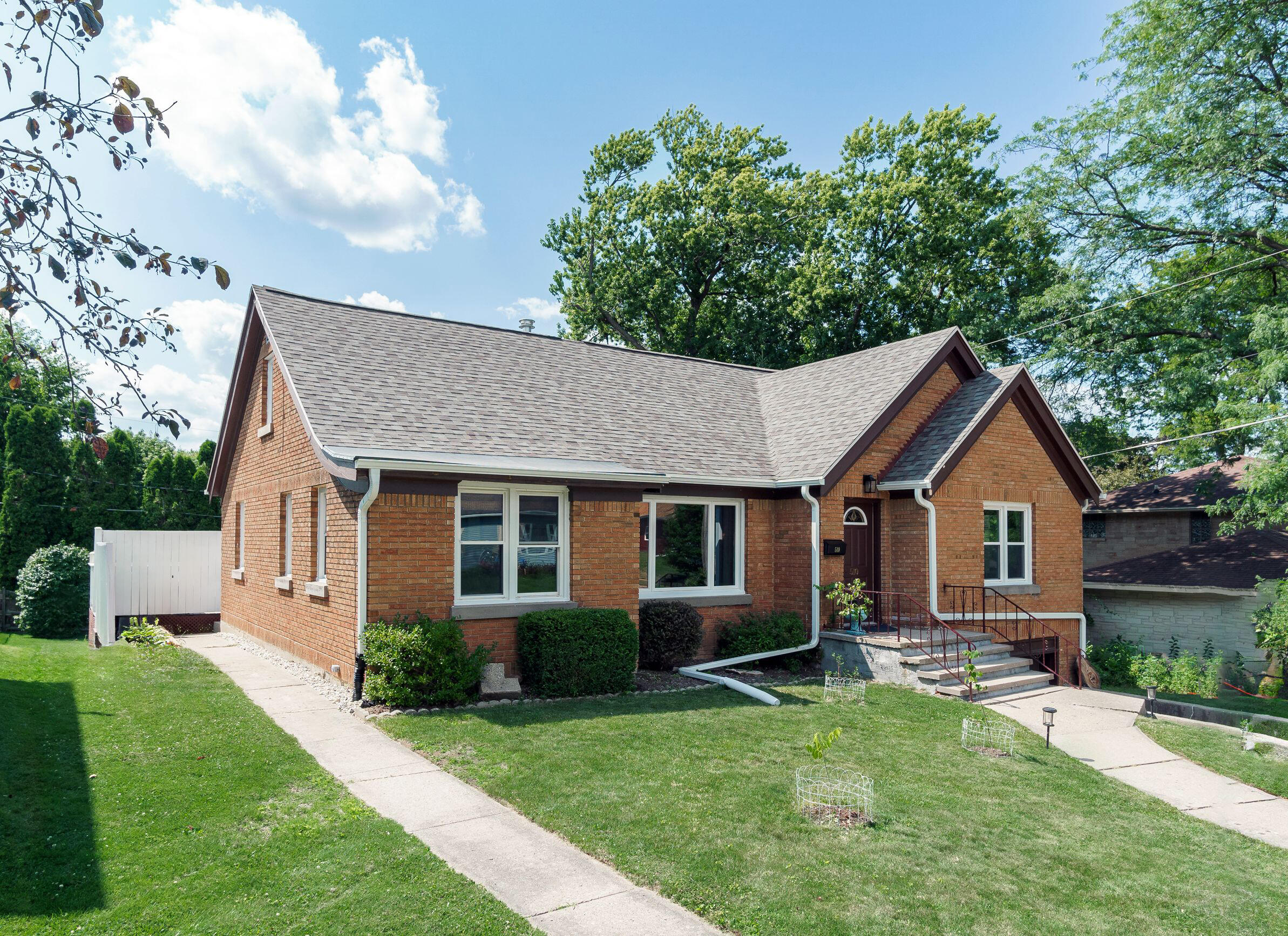 510 Mary St