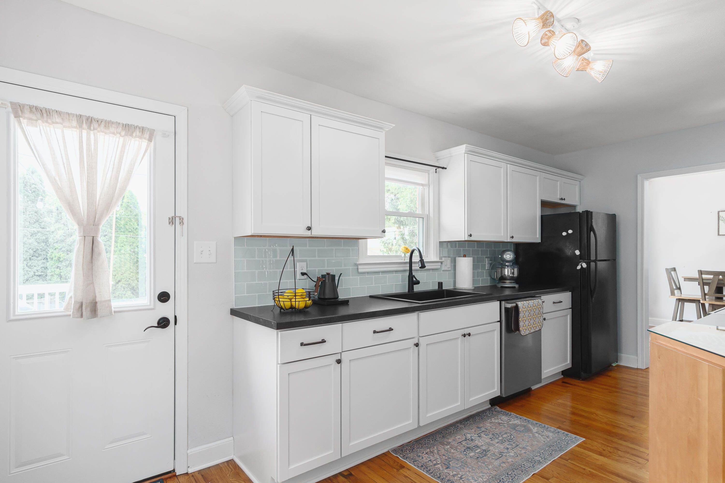 510 Mary St