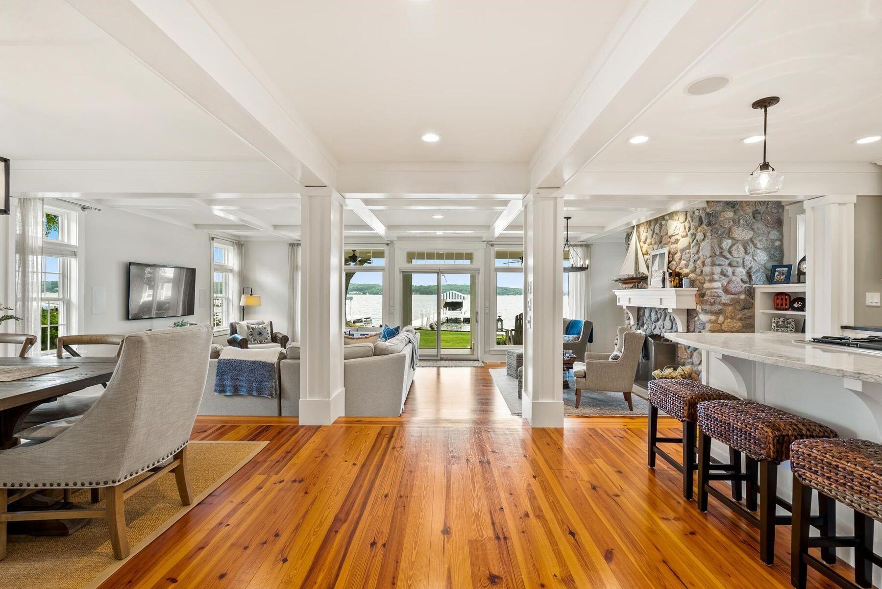 W3240 Park Dr