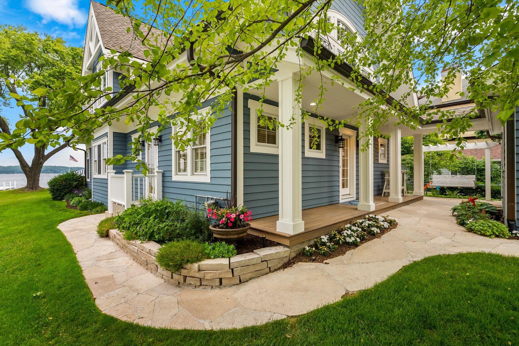W3240 Park Dr