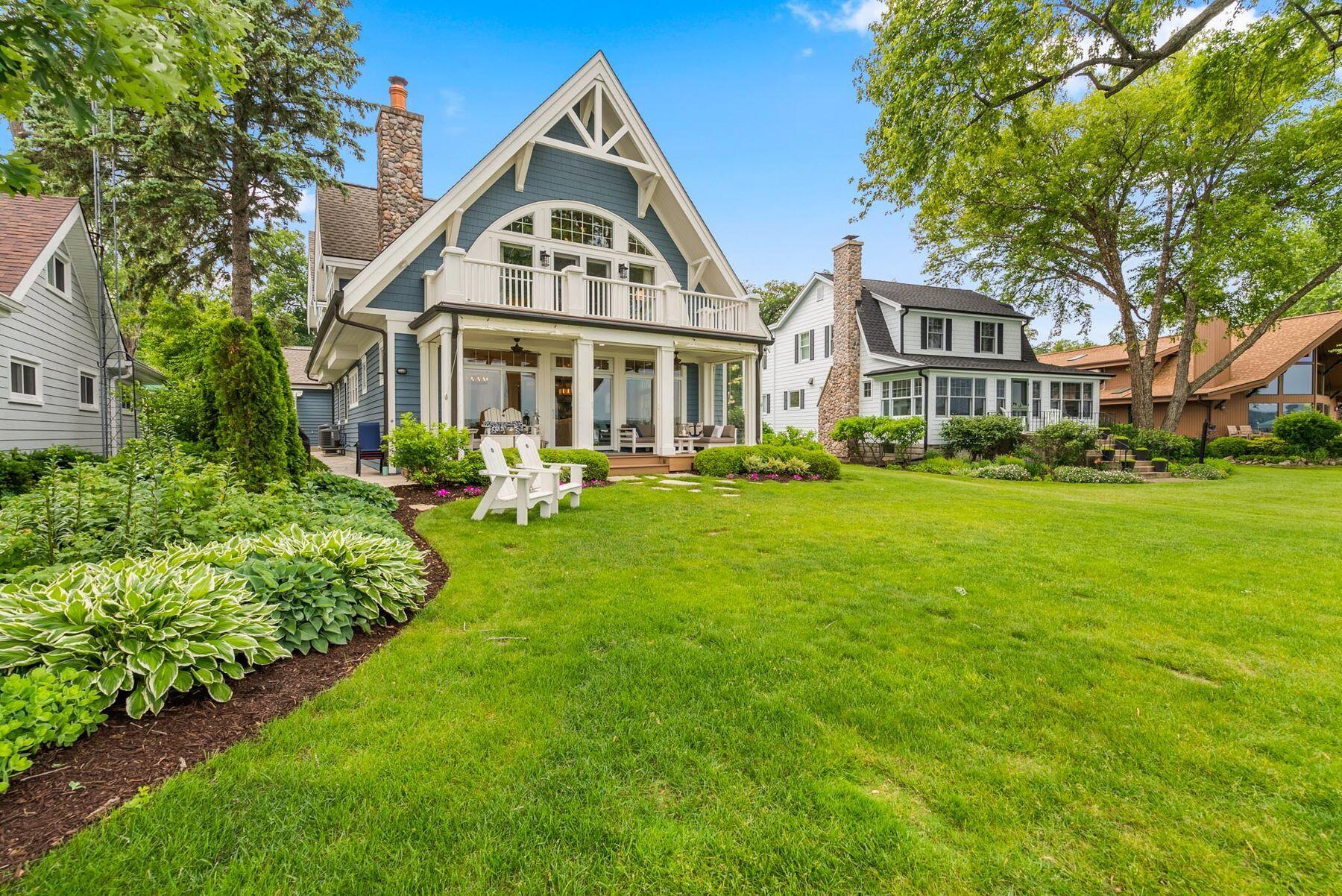 W3240 Park Dr