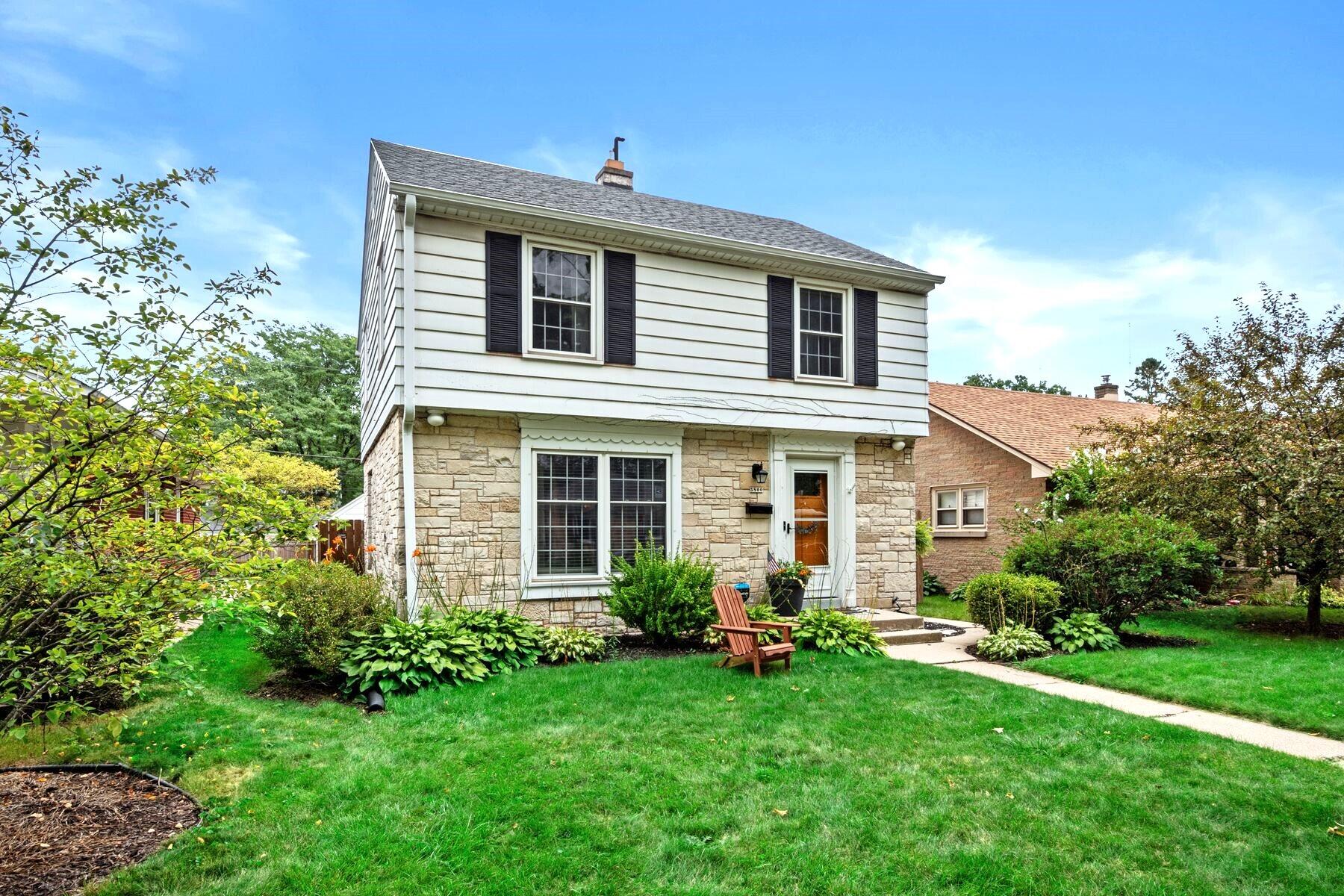 5800 N Bel Aire Dr