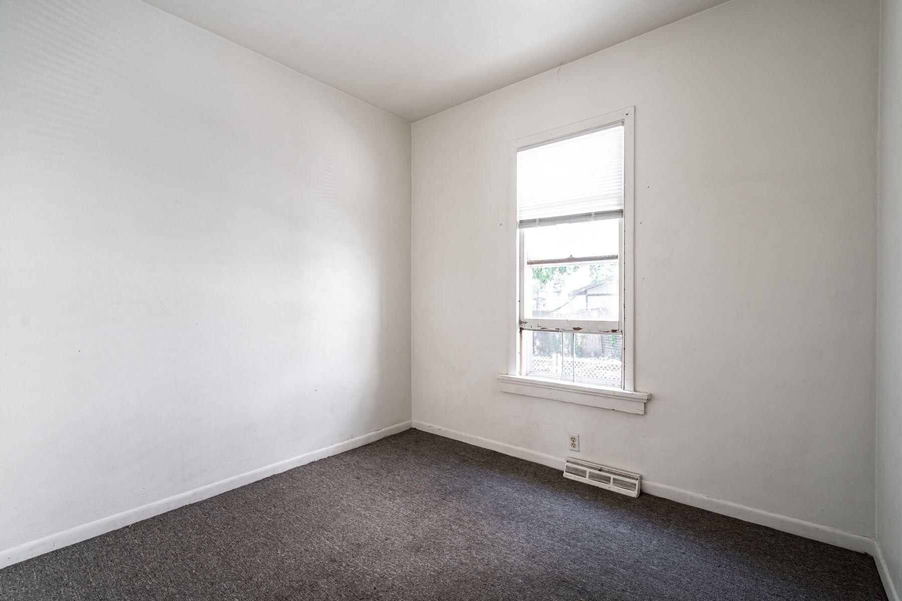 1608 Deane Blvd