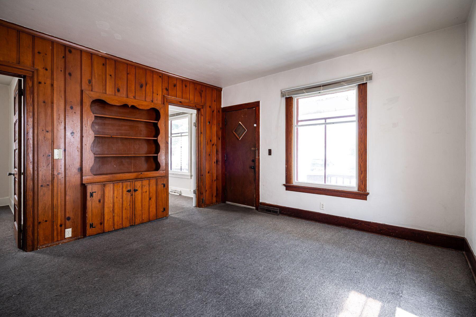 1608 Deane Blvd