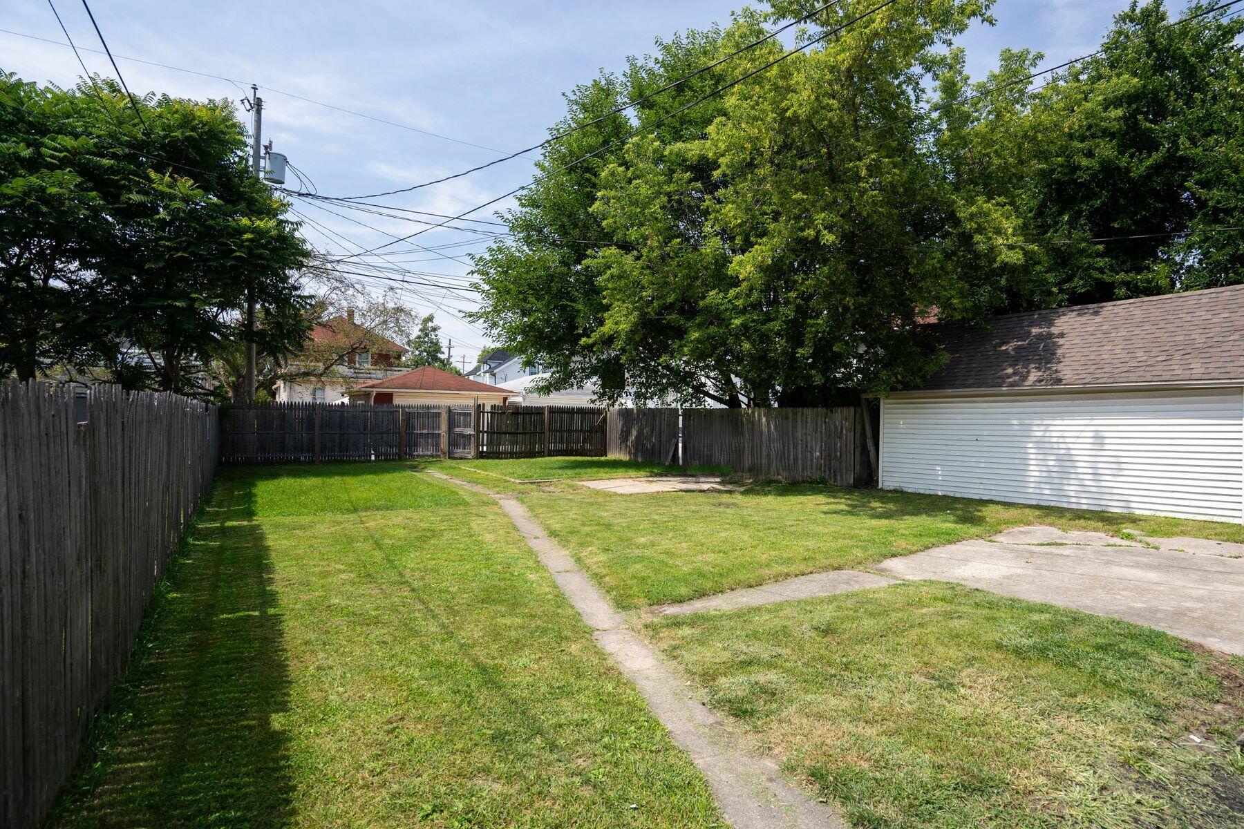 1608 Deane Blvd