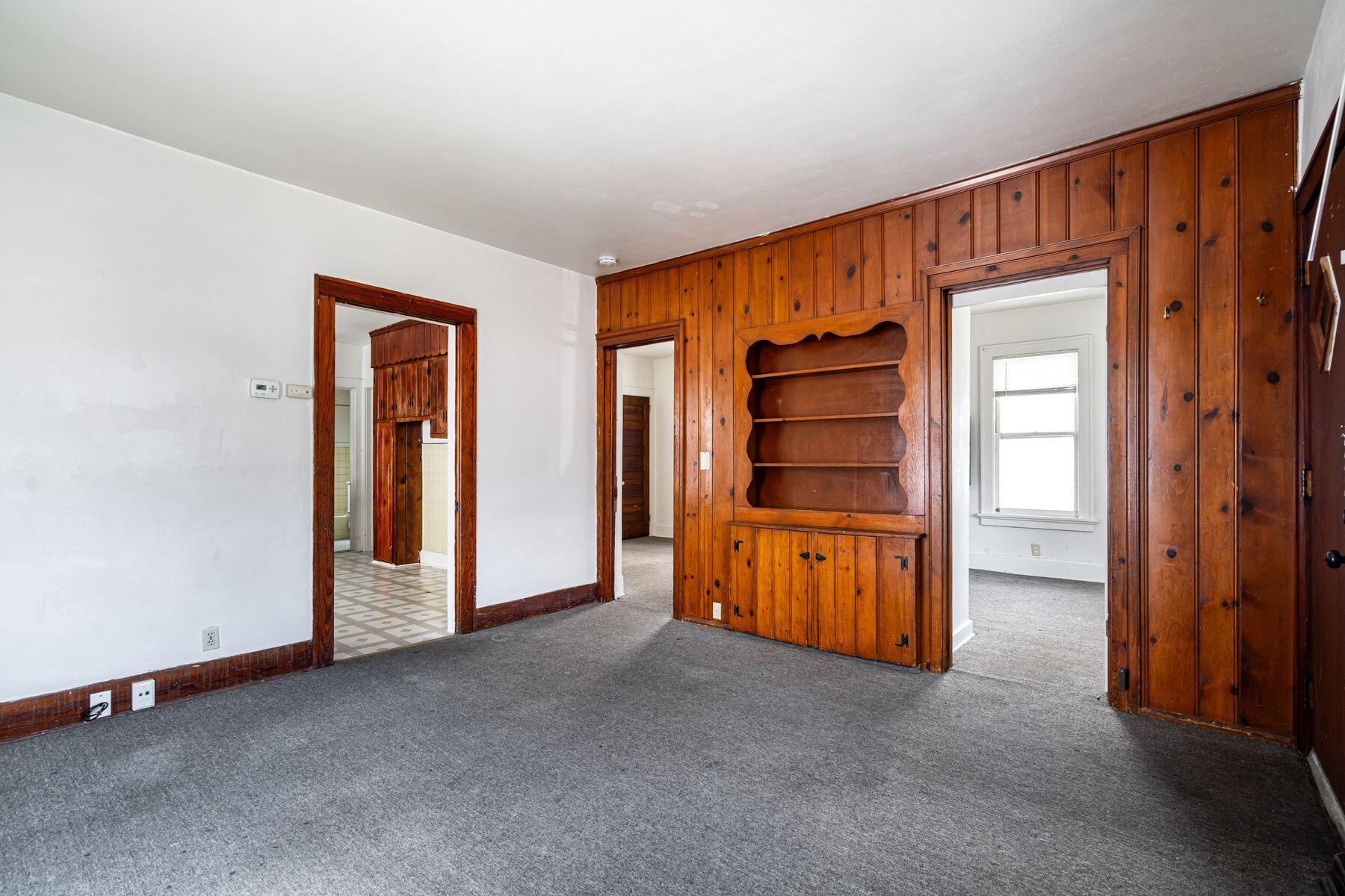 1608 Deane Blvd