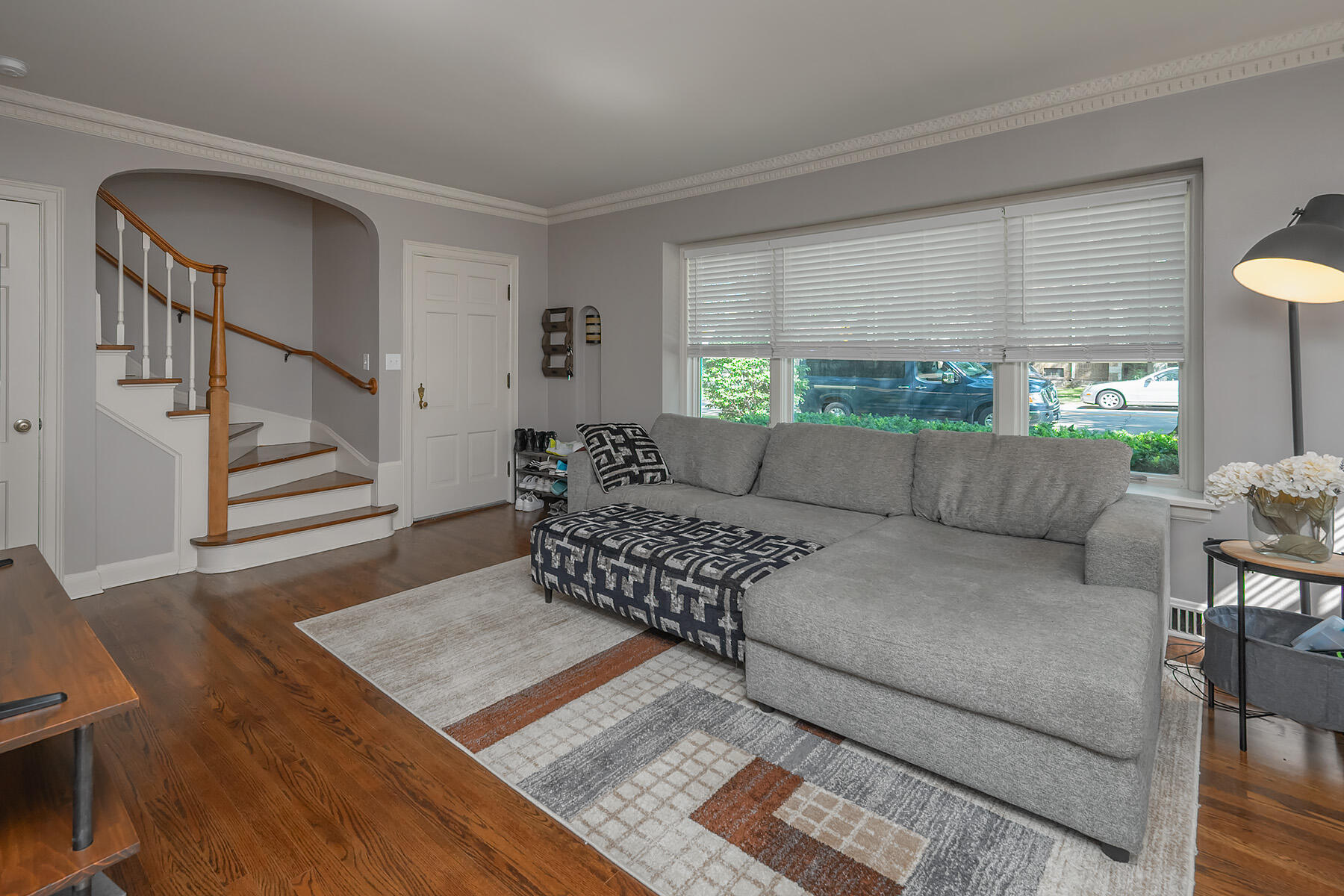 6405 W Lloyd St 6407