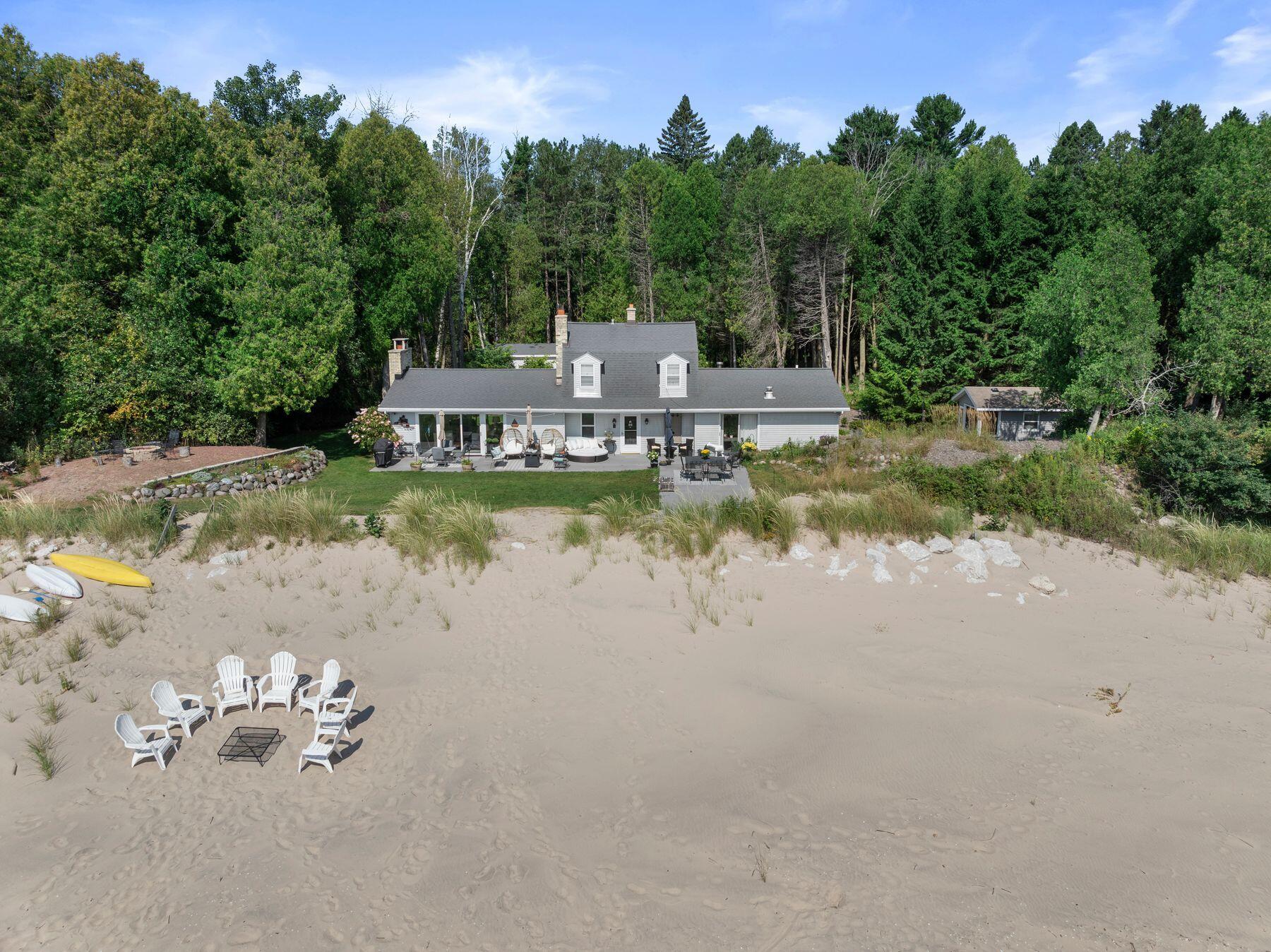 N1623 Alexander Ln