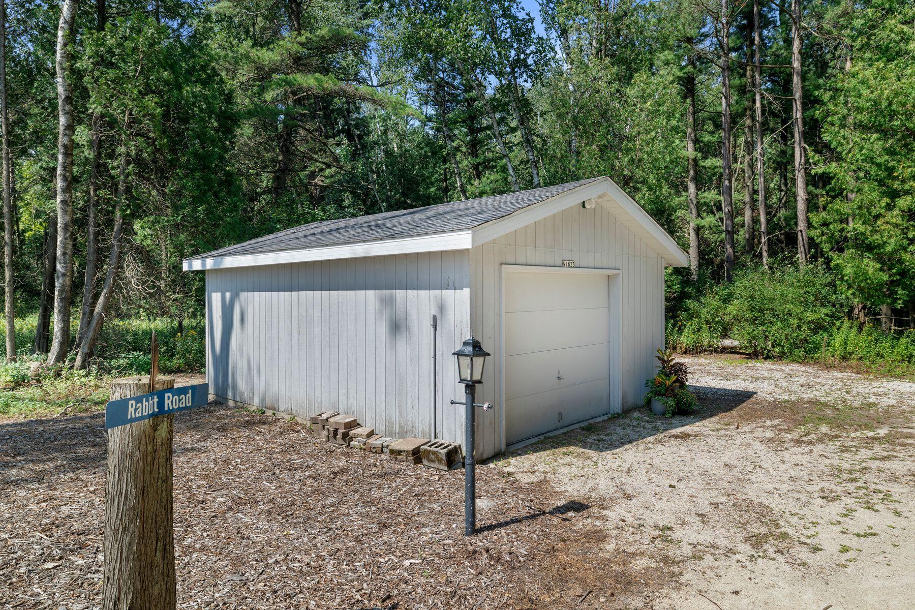N1623 Alexander Ln