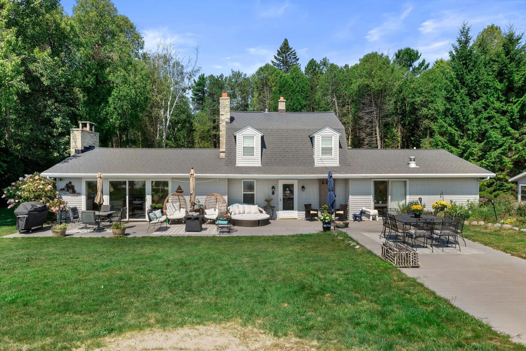 N1623 Alexander Ln