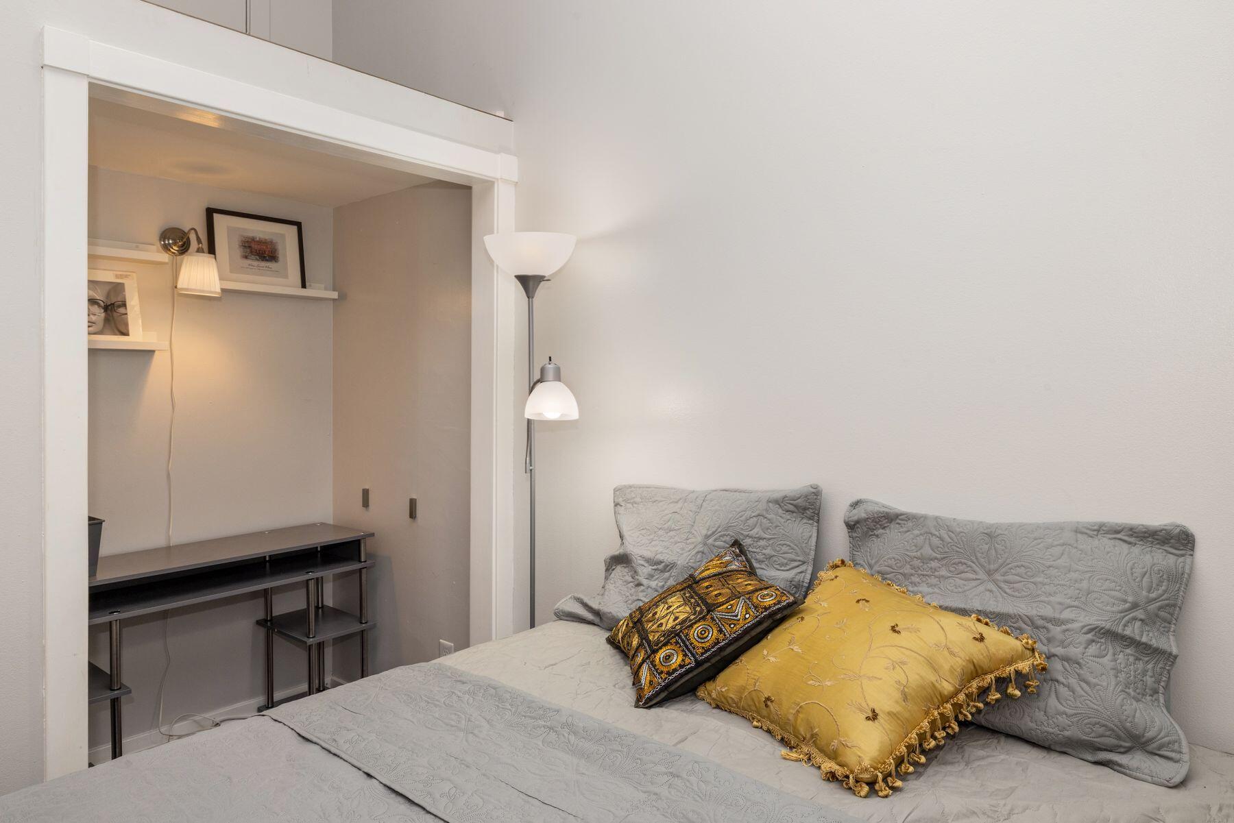 715 N St 302
