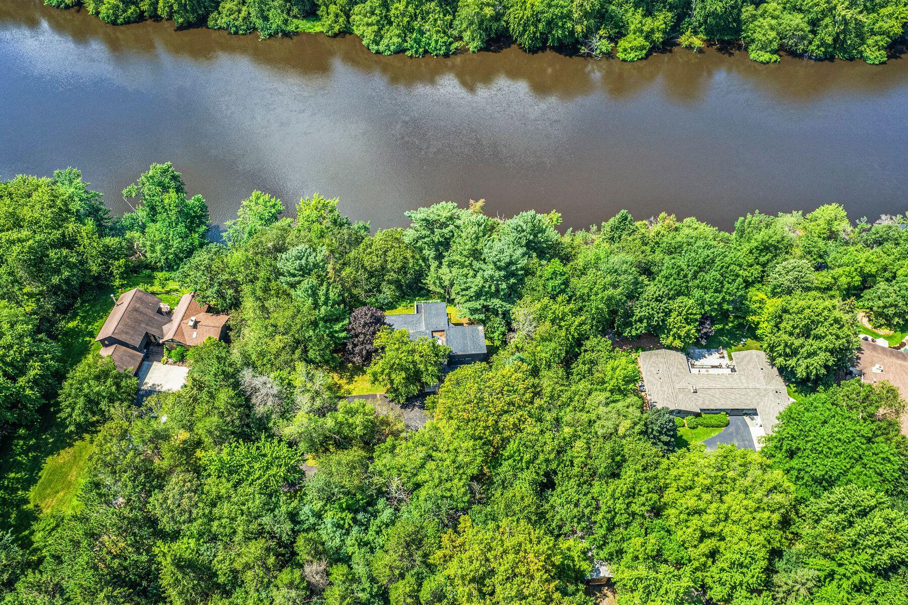 2131 River Bend Rd