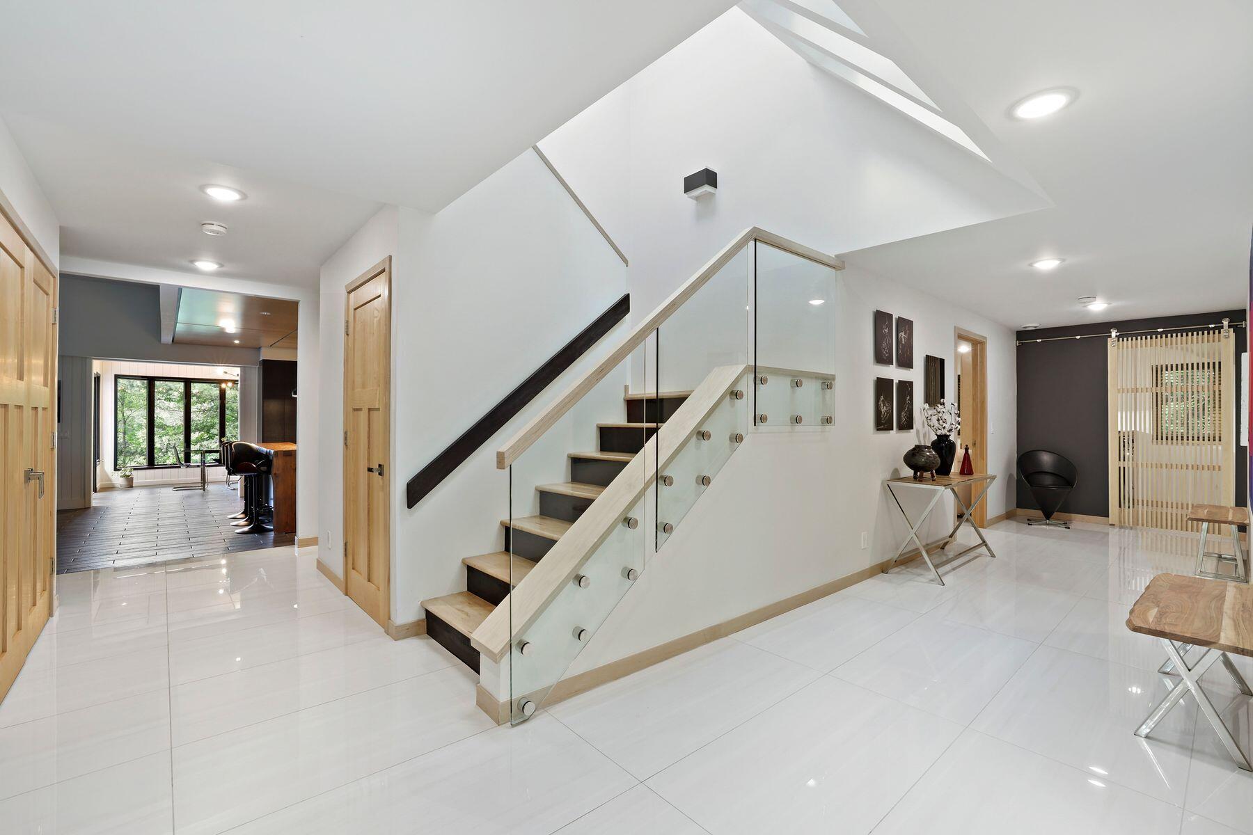 2131 River Bend Rd