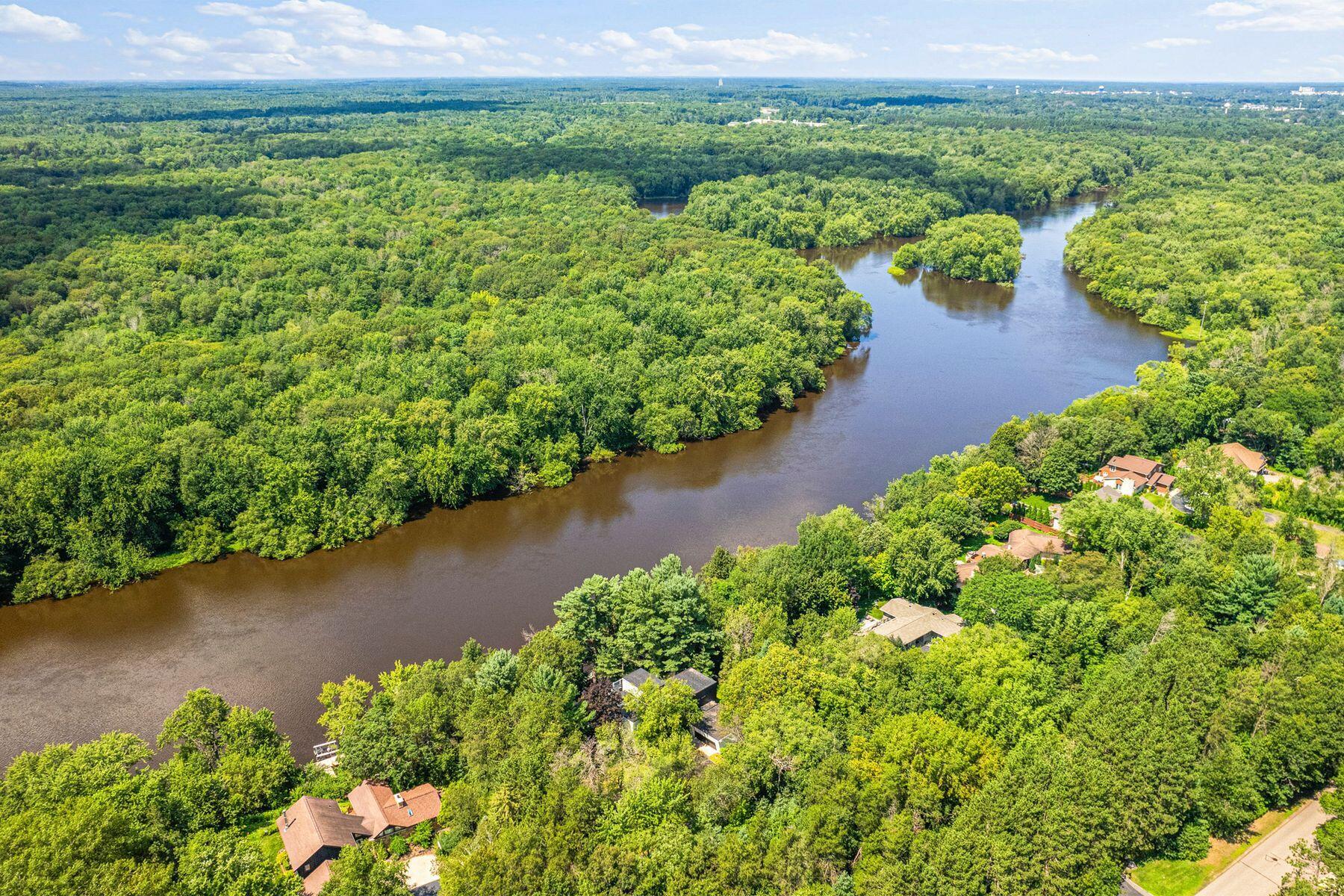 2131 River Bend Rd