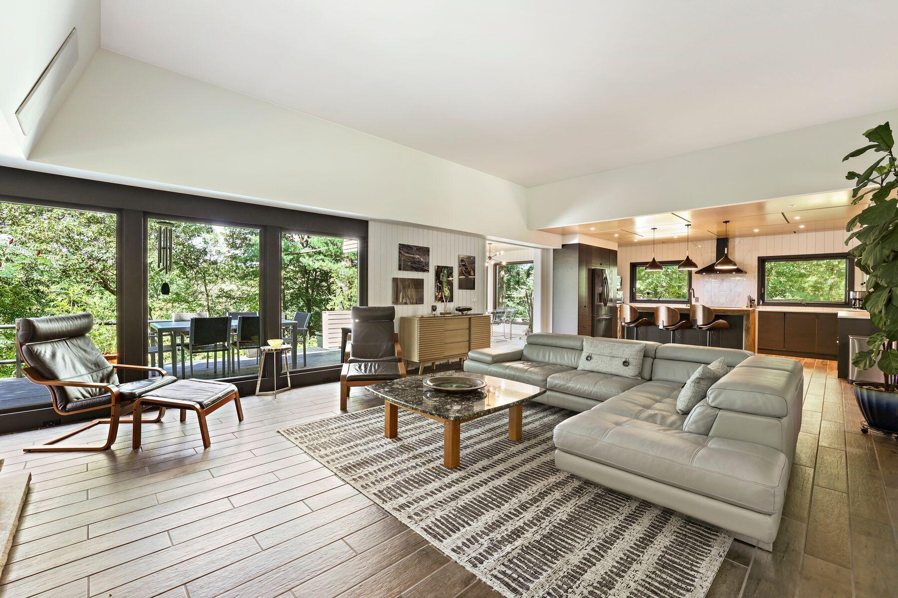 2131 River Bend Rd