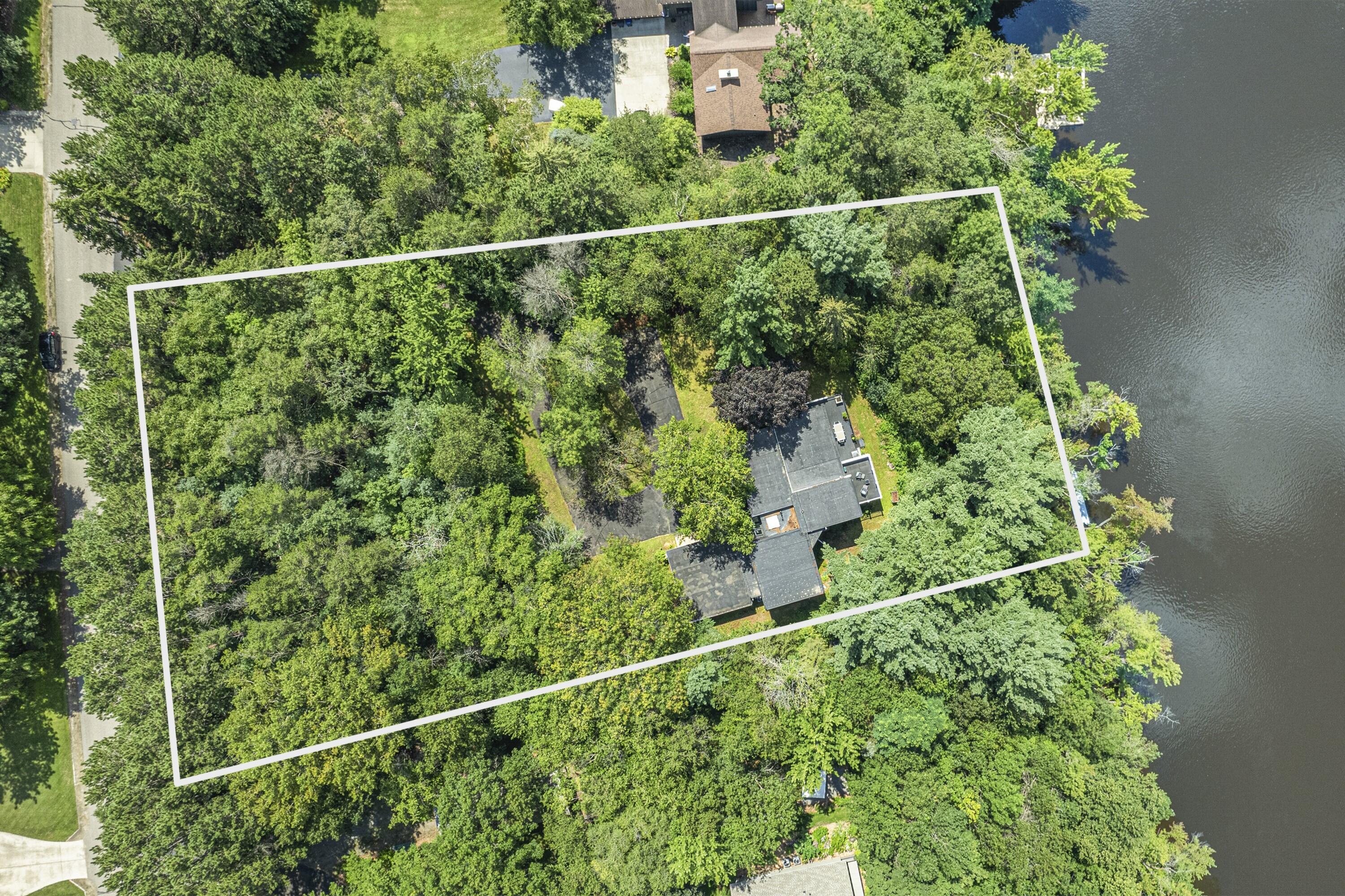 2131 River Bend Rd