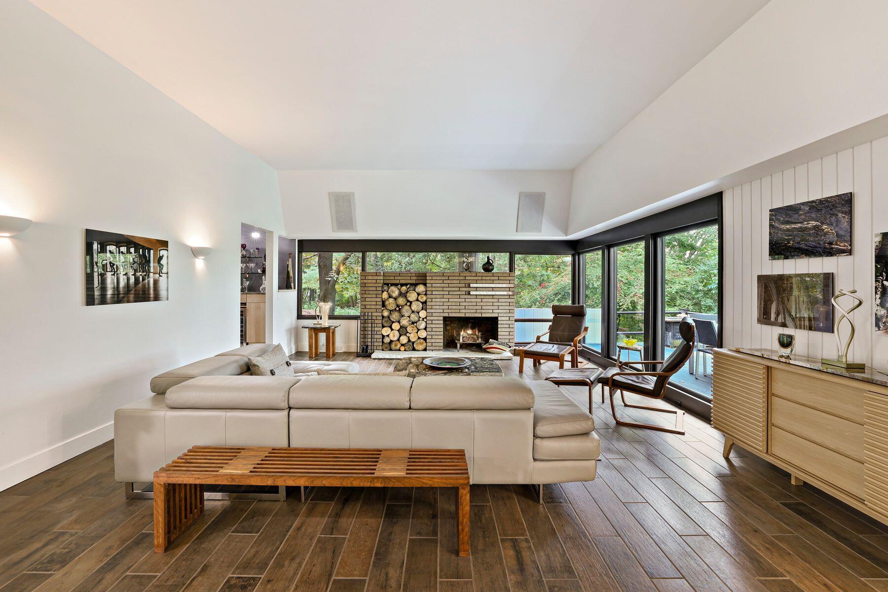 2131 River Bend Rd