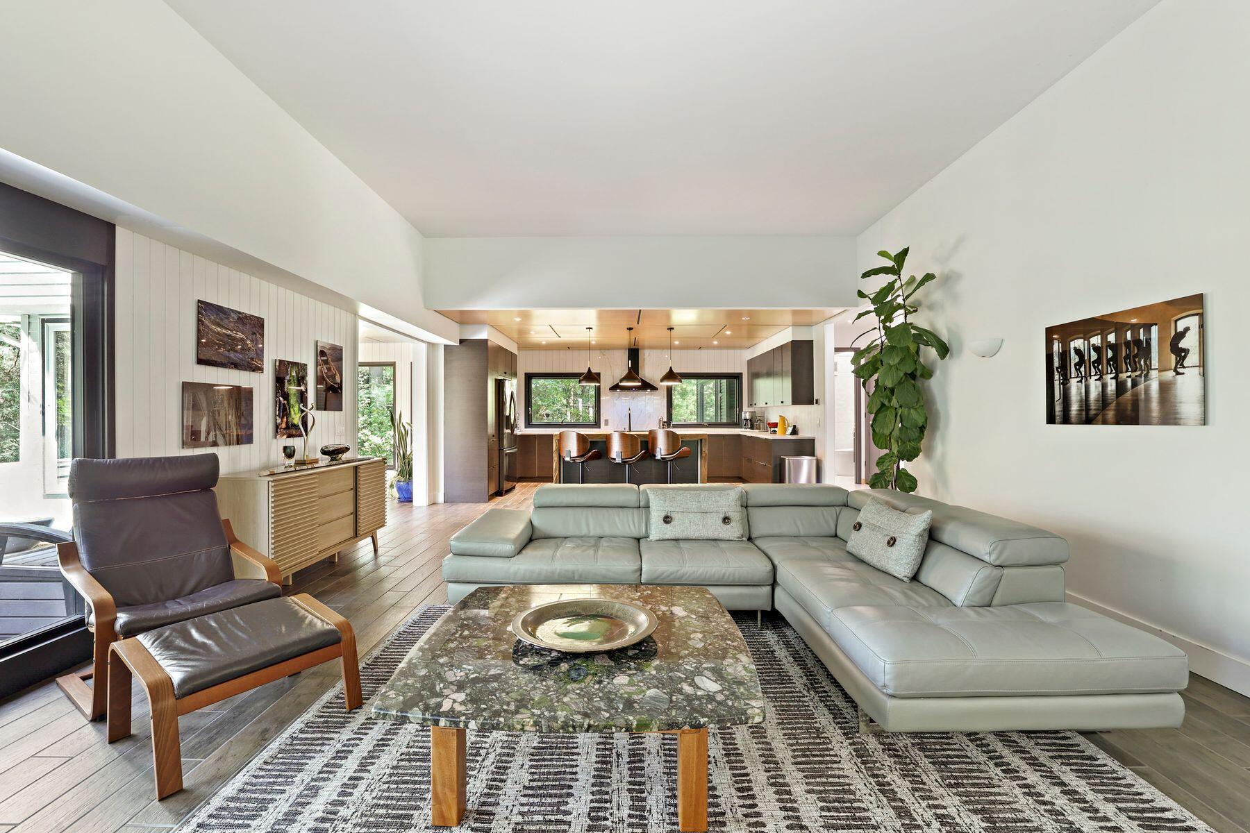 2131 River Bend Rd