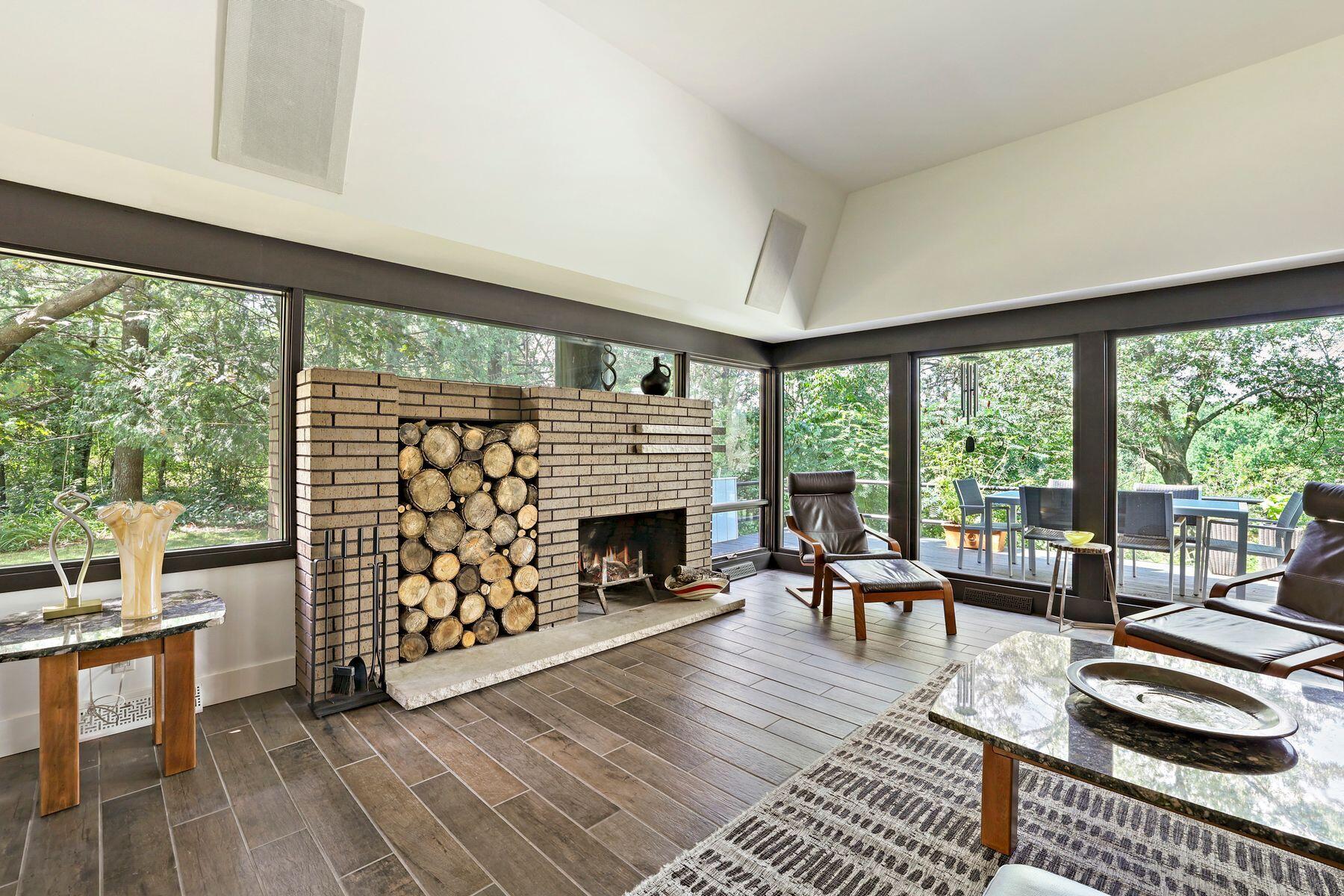 2131 River Bend Rd